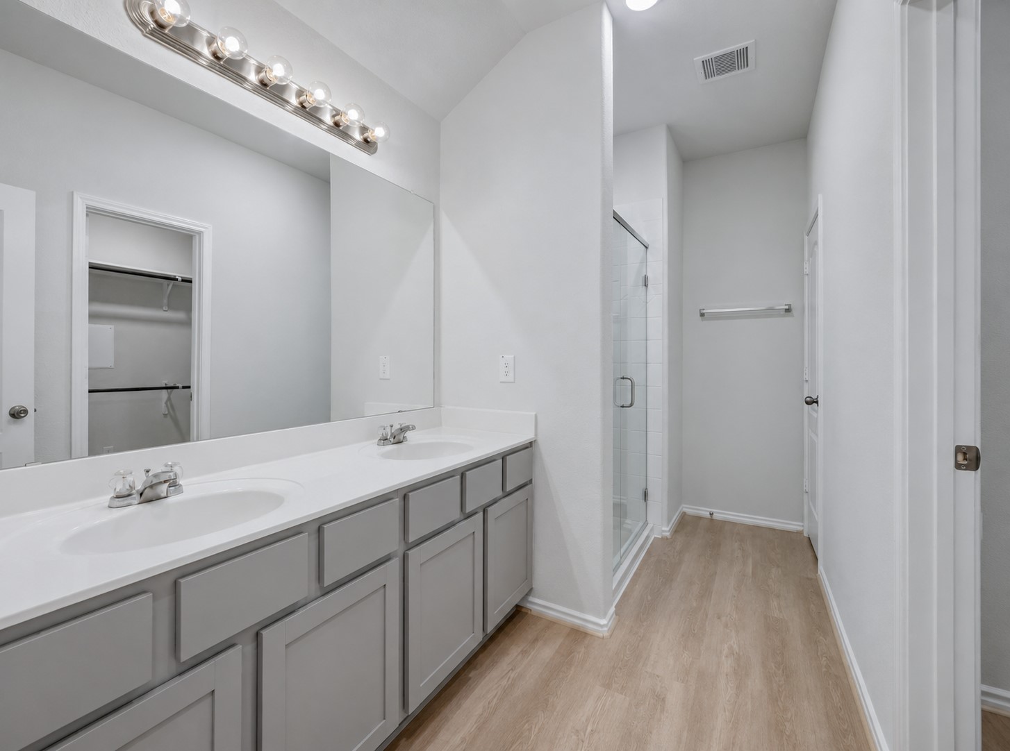 27106 Grey Fox Run Property Photo 18