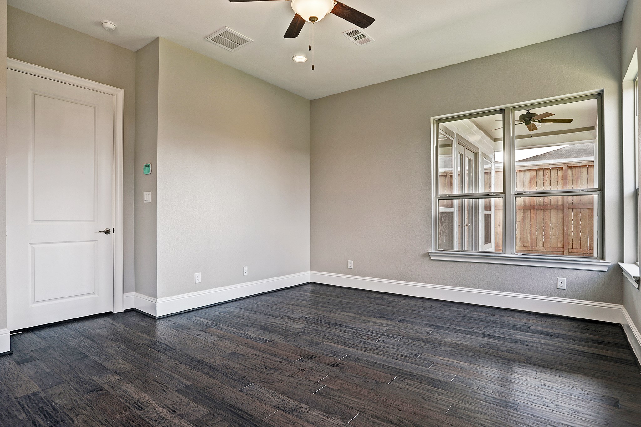 4851 Benning Dr Property Photo 13