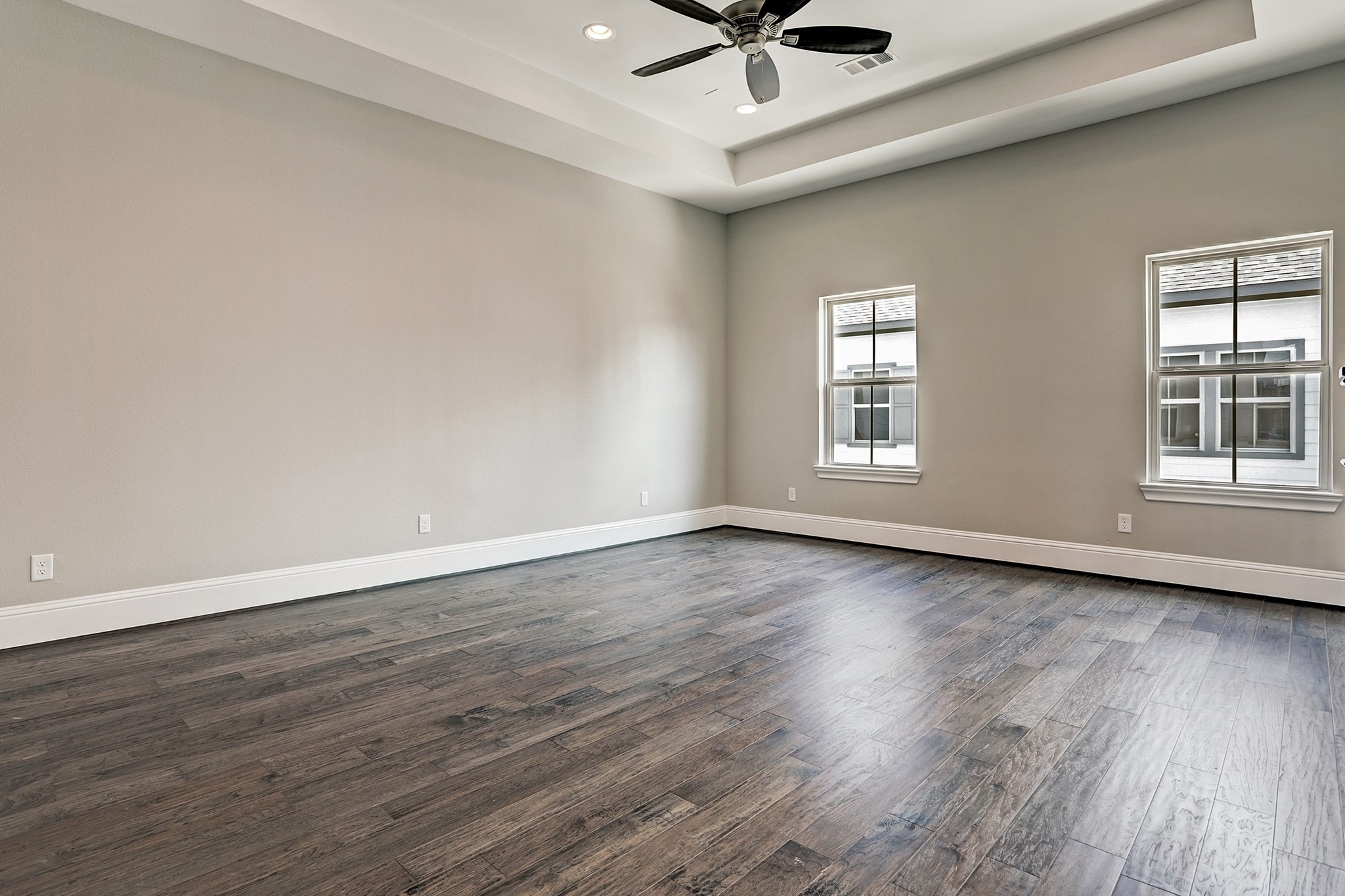 4851 Benning Dr Property Photo 19
