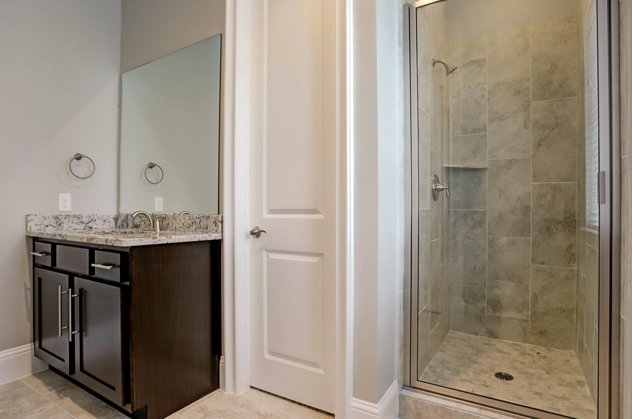 4851 Benning Dr Property Photo 23