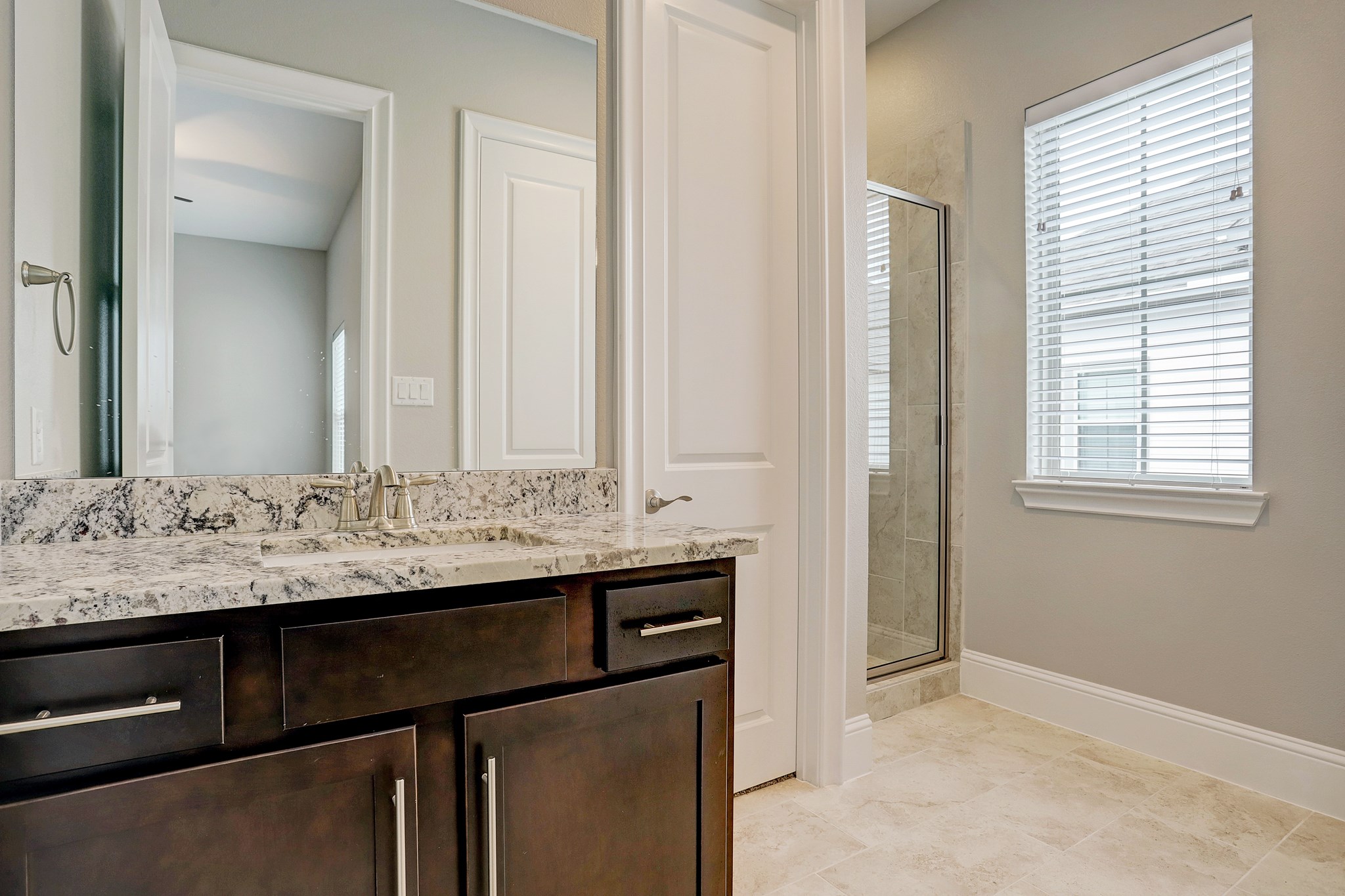 4851 Benning Dr Property Photo 24
