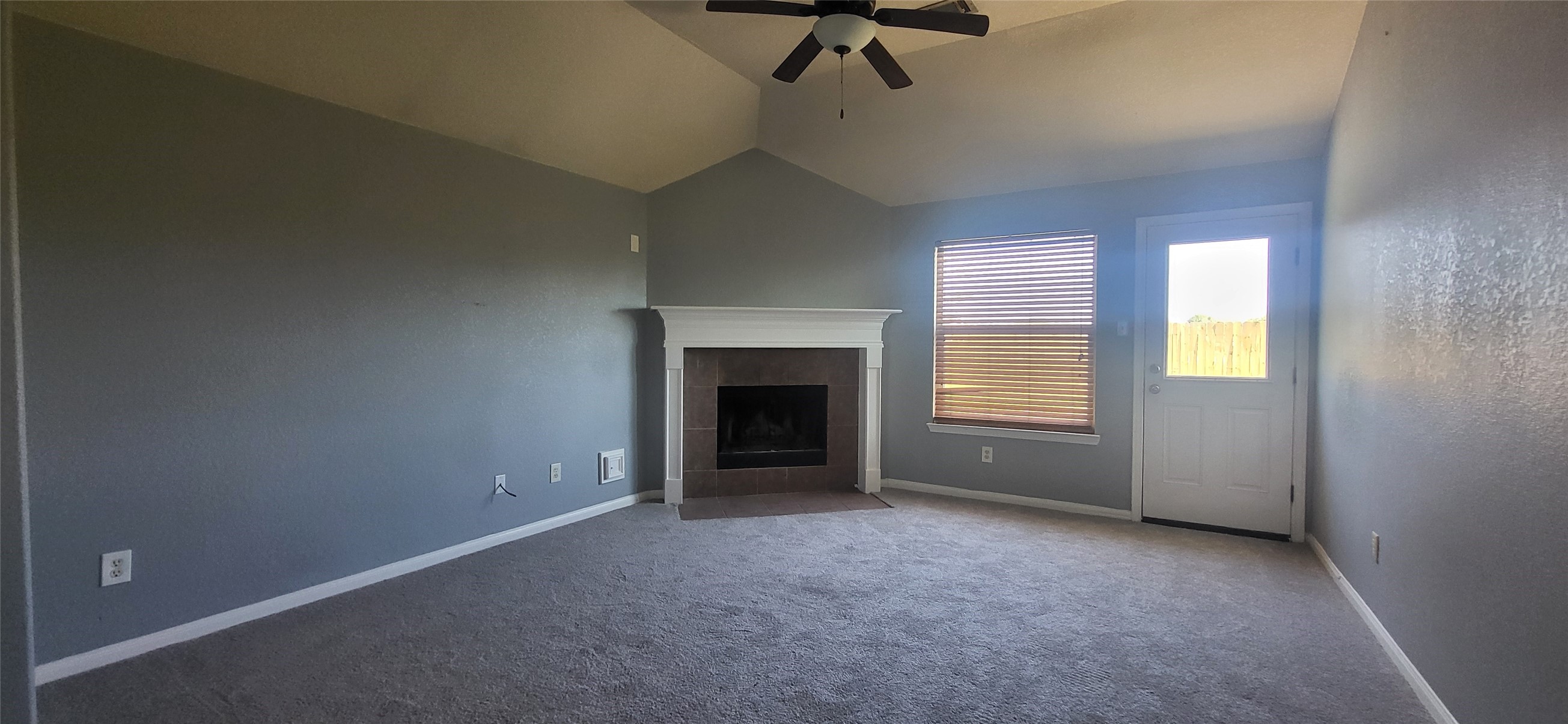 24022 Rockygate Drive Property Photo 2