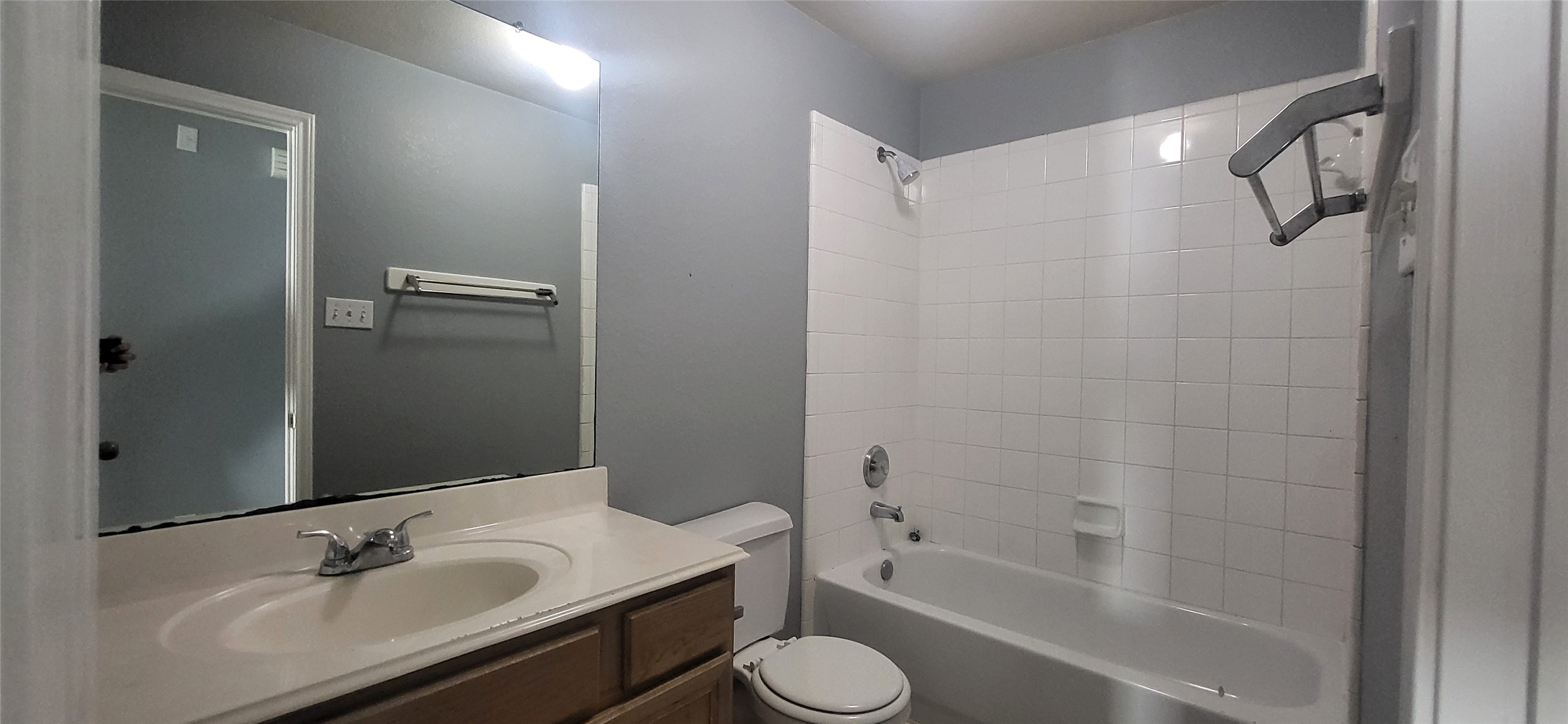 24022 Rockygate Drive Property Photo 8