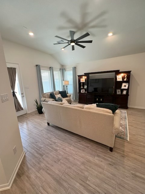 10314 Mount Winchell Drive Property Photo 4