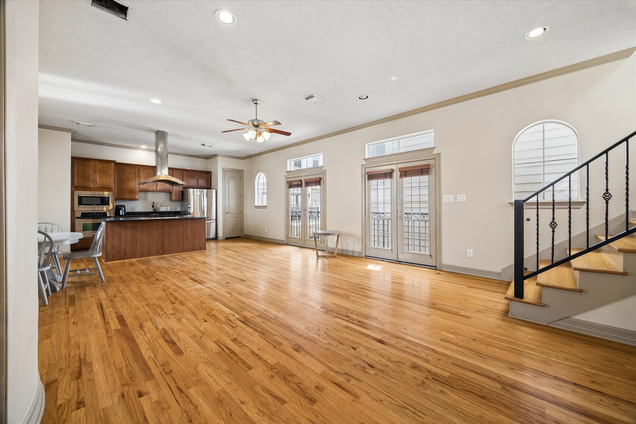 5715 Kiam Street Property Photo 6