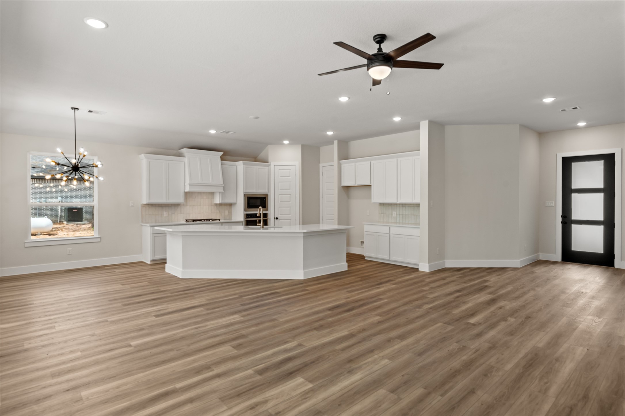 17717 Flagstone Way Property Photo 8