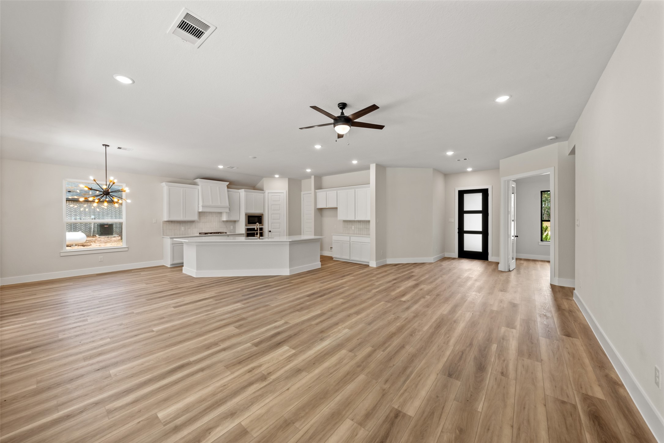 17717 Flagstone Way Property Photo 9
