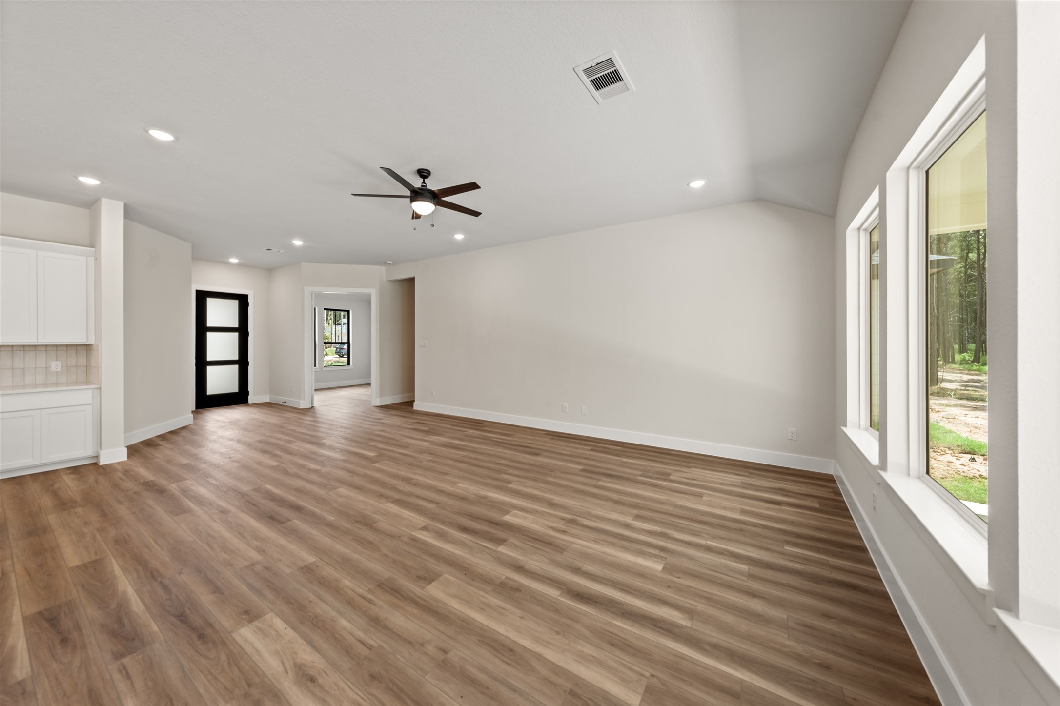 17717 Flagstone Way Property Photo 10