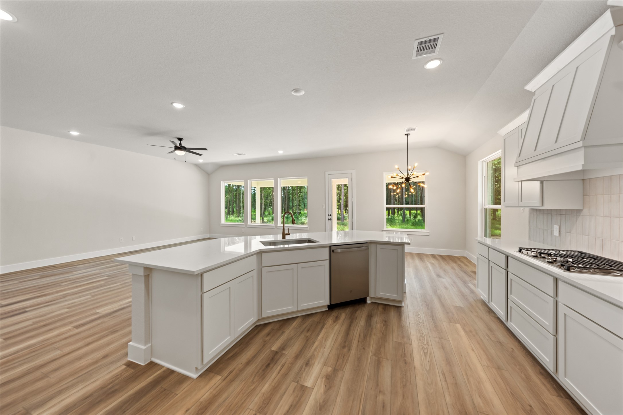 17717 Flagstone Way Property Photo 14