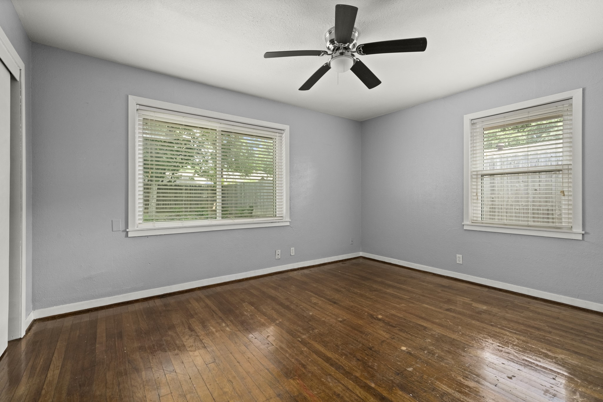 5106 W 43rd Property Photo 17