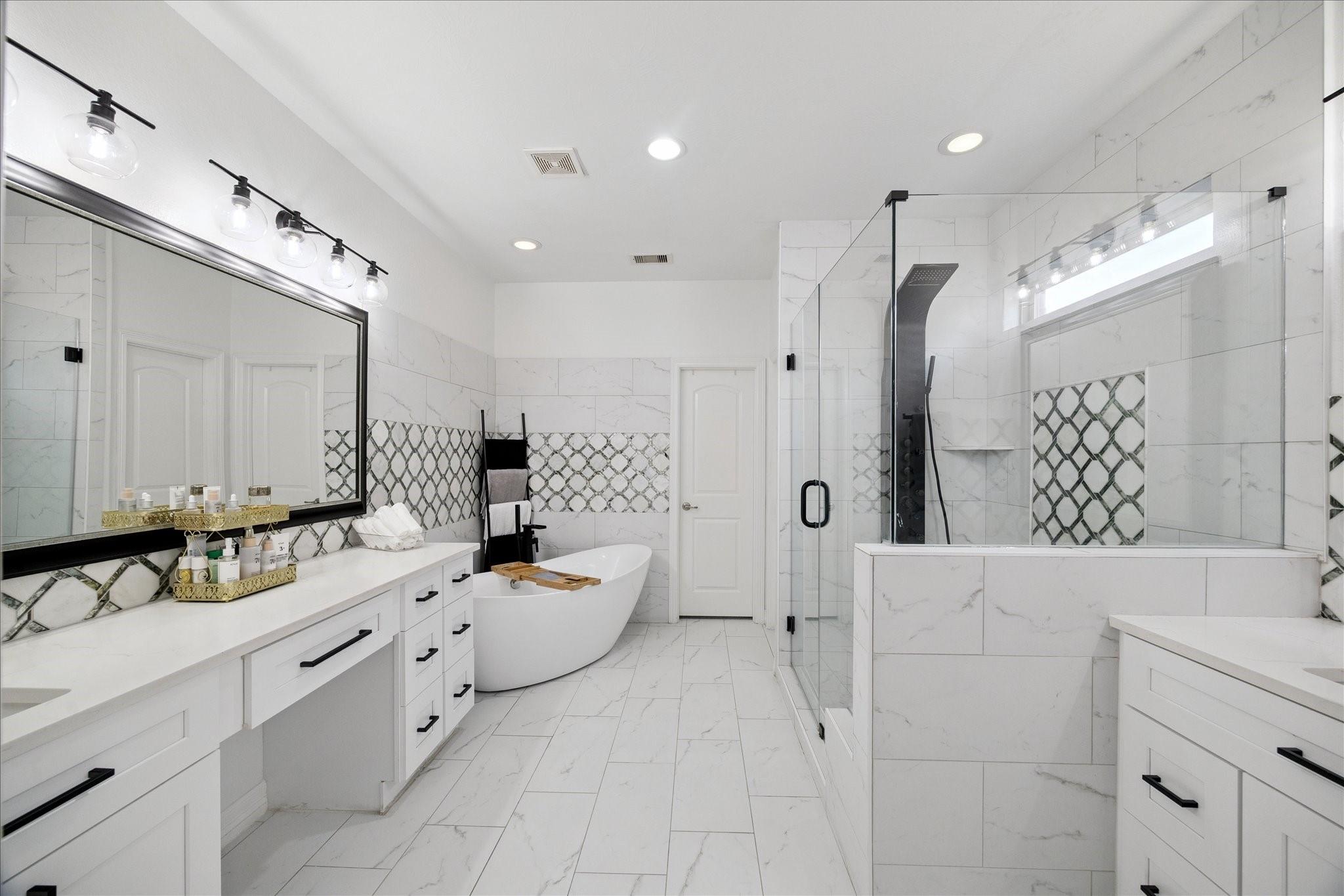 9735 Carina Forest Court Property Photo 17