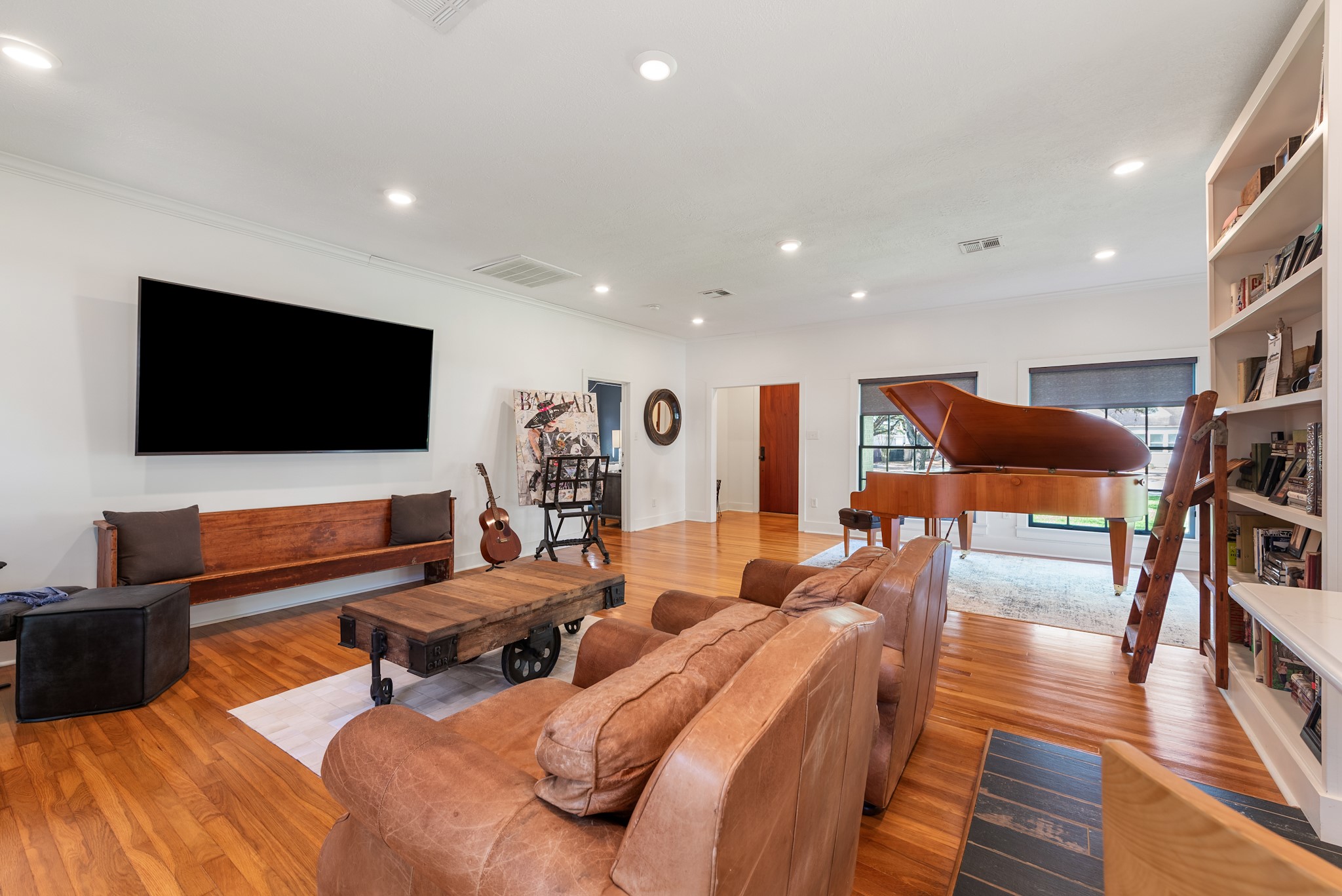 107 Pershing Avenue Property Photo 8