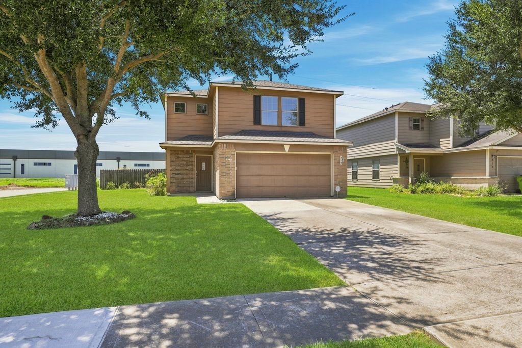 618 Enchanted Springs Drive Property Photo 1