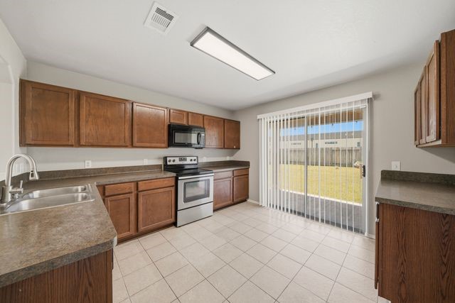 618 Enchanted Springs Drive Property Photo 7