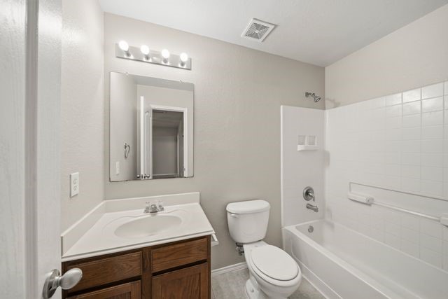 618 Enchanted Springs Drive Property Photo 8