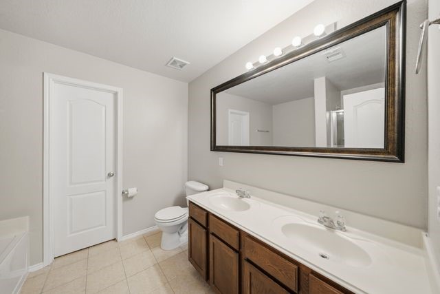618 Enchanted Springs Drive Property Photo 13