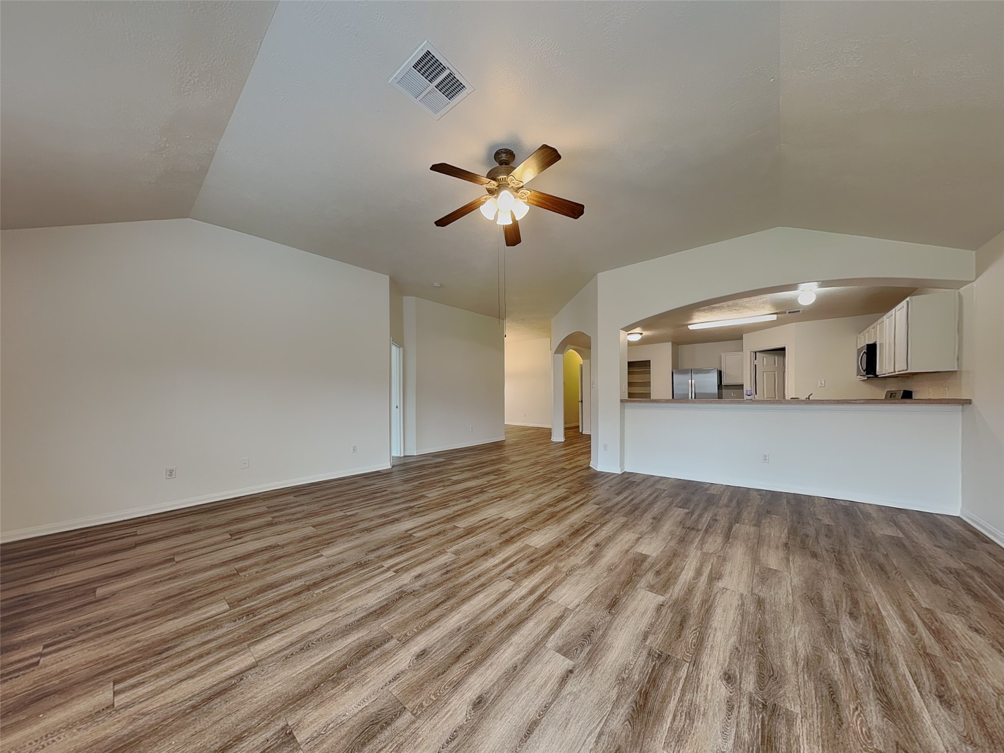 2518 Halstead Drive Property Photo 7