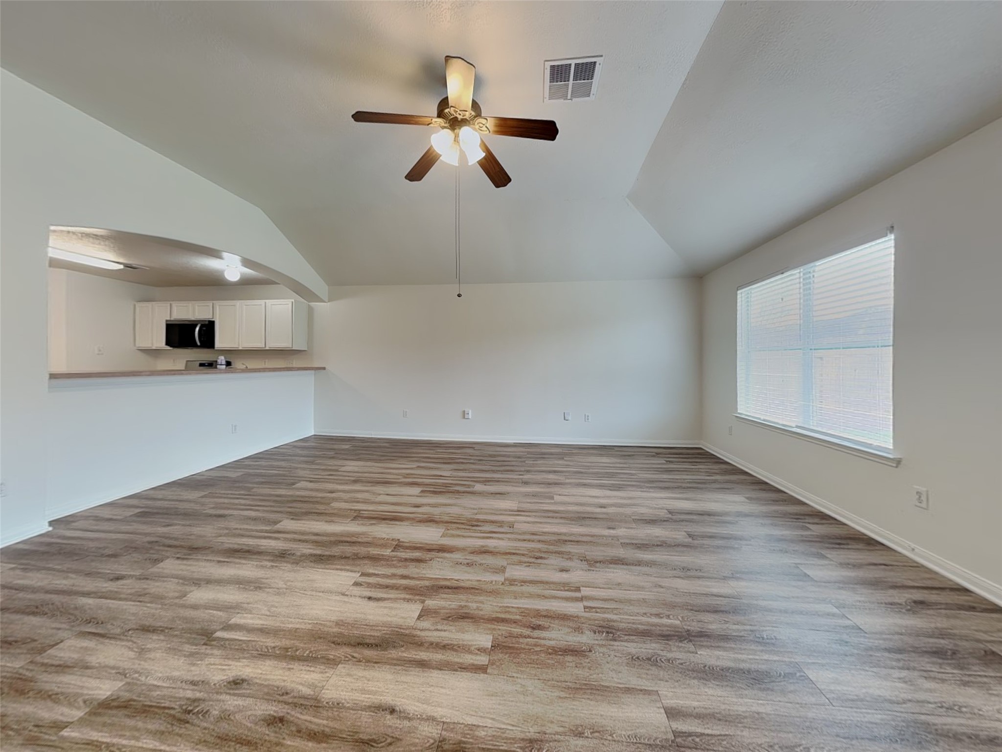 2518 Halstead Drive Property Photo 9