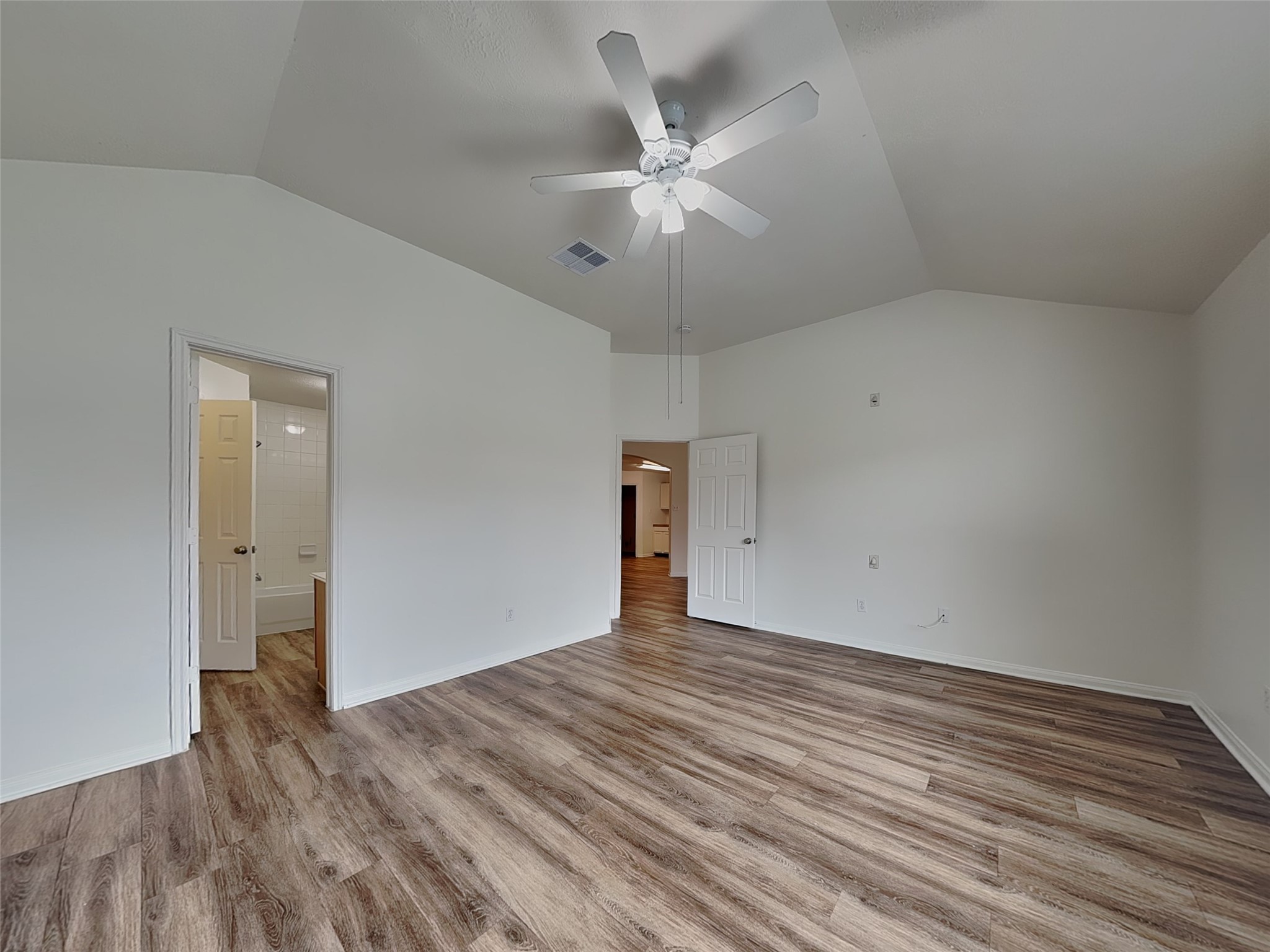2518 Halstead Drive Property Photo 10