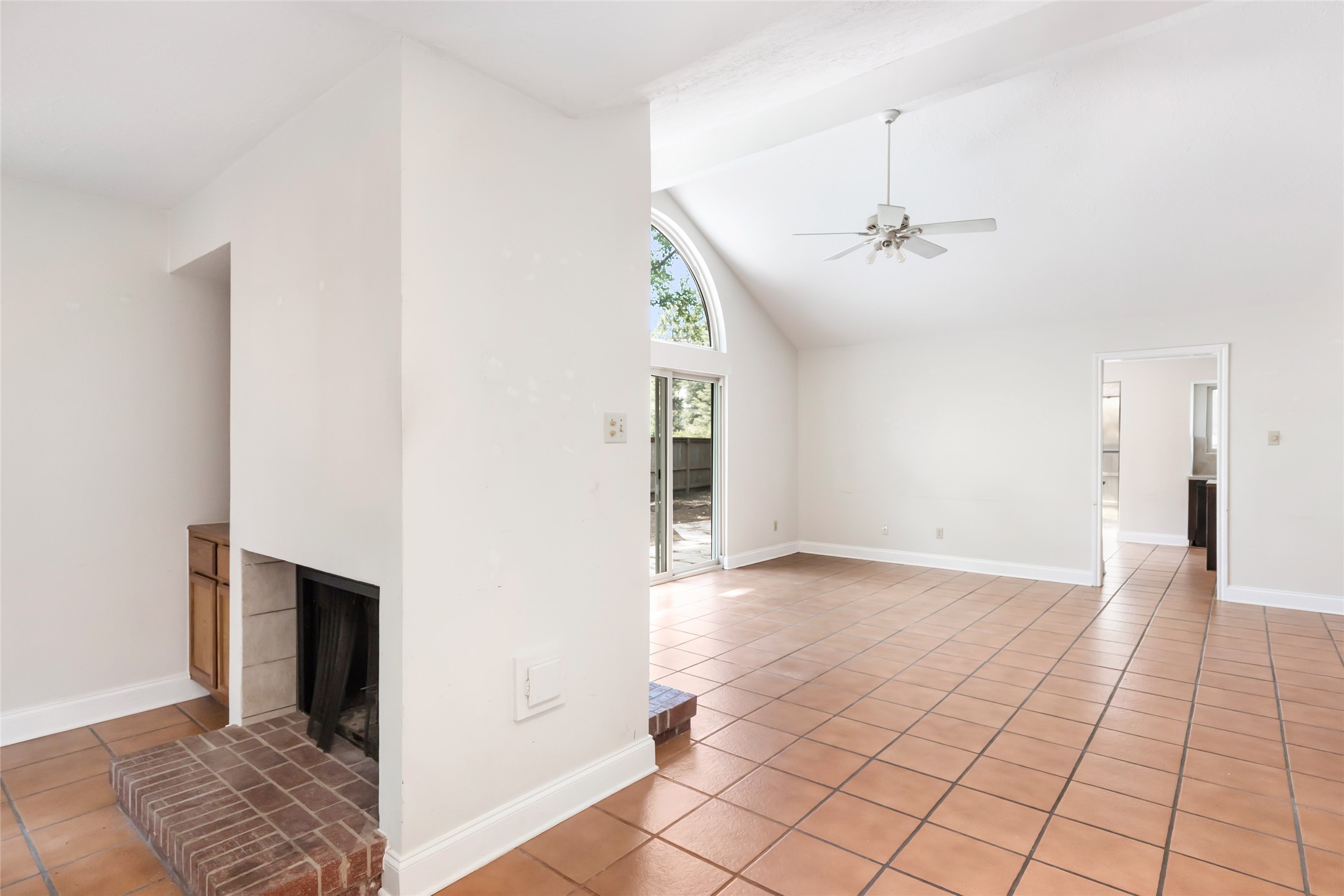 3303 Valley Gardens Drive Property Photo 6