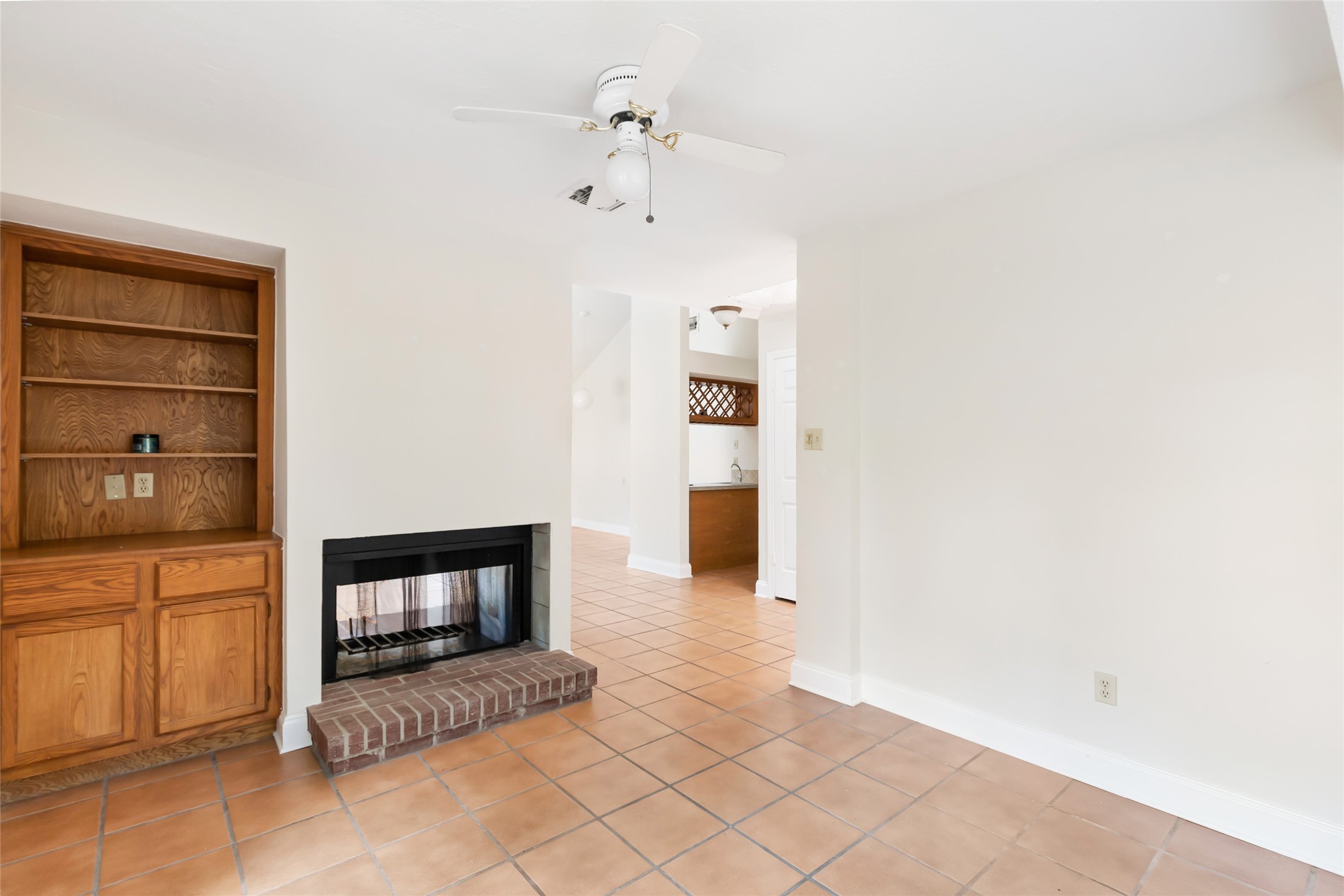 3303 Valley Gardens Drive Property Photo 8