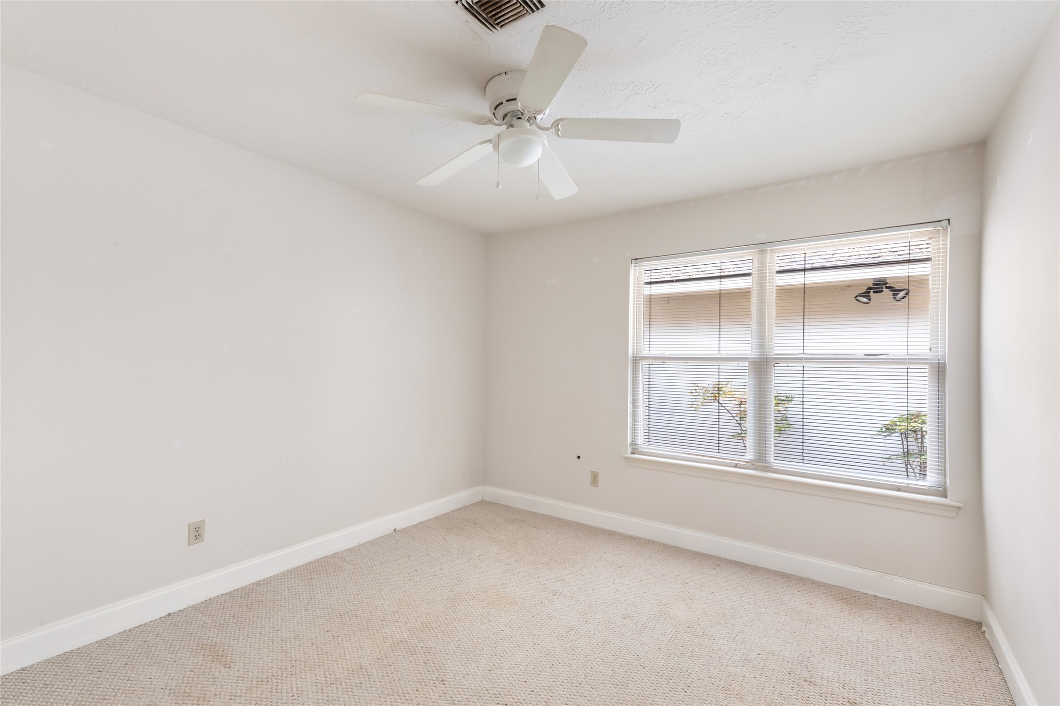 3303 Valley Gardens Drive Property Photo 18