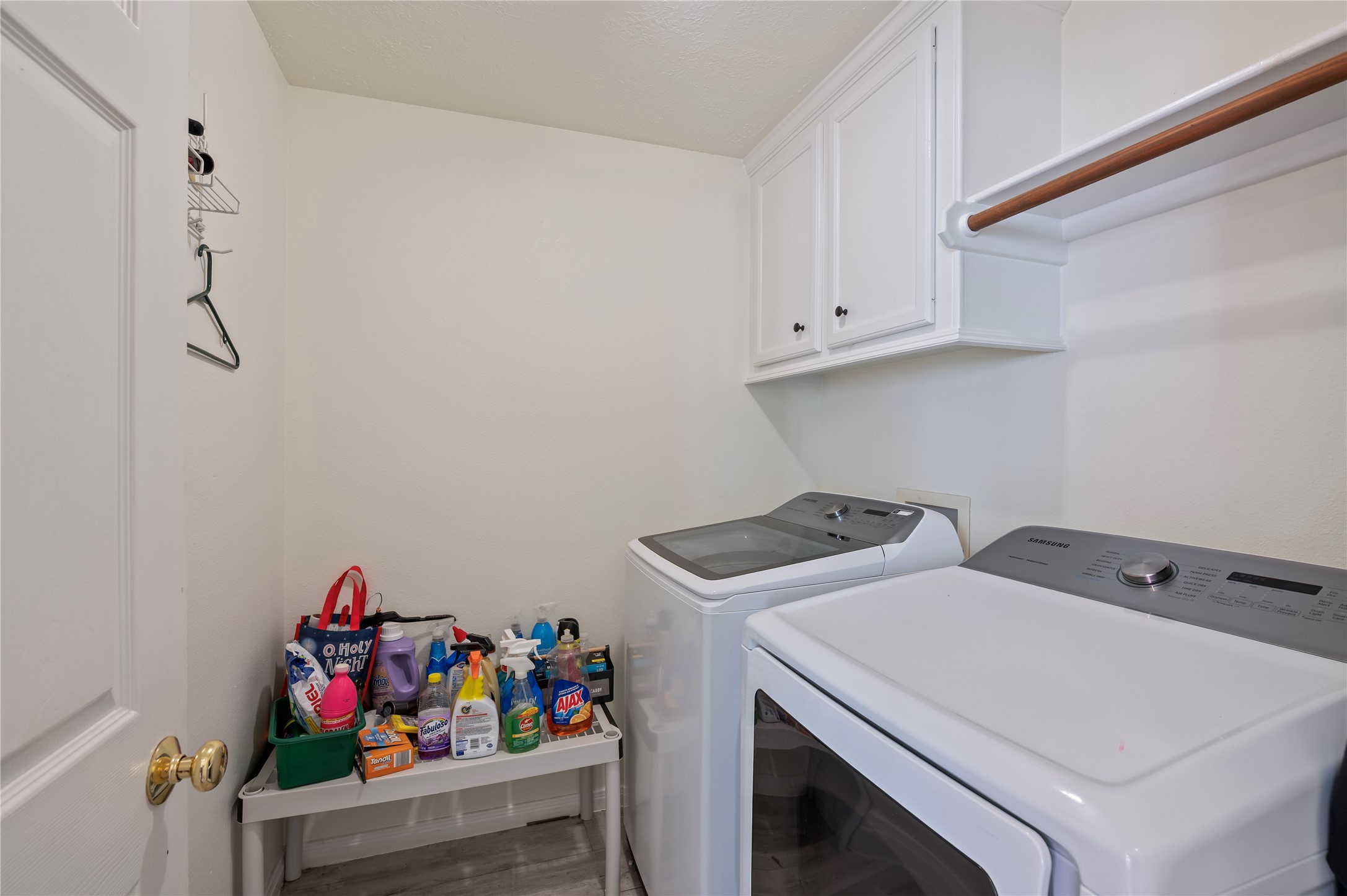 2060 Glencove Drive Property Photo 15
