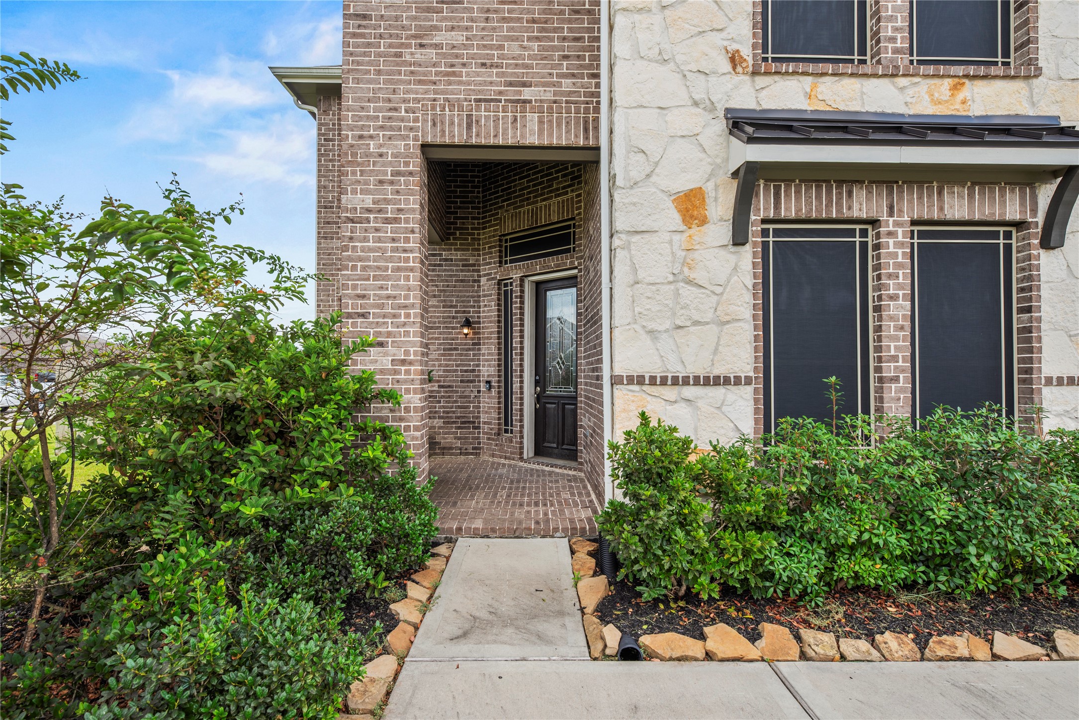 14906 Pinehurst Avenue Property Photo 2