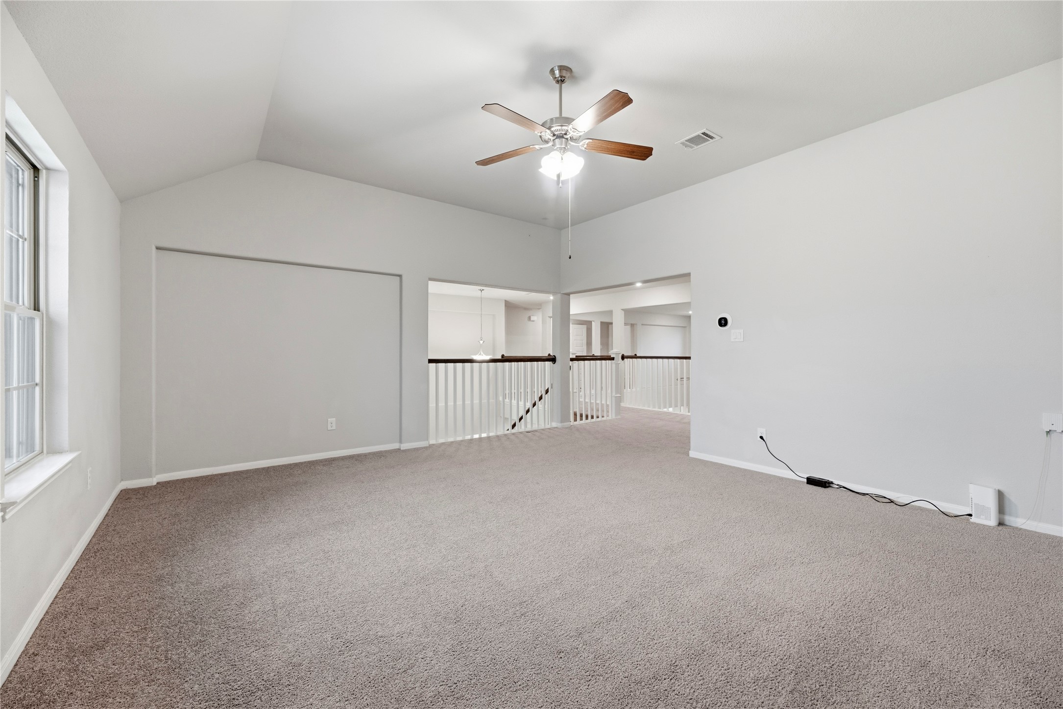 14906 Pinehurst Avenue Property Photo 33