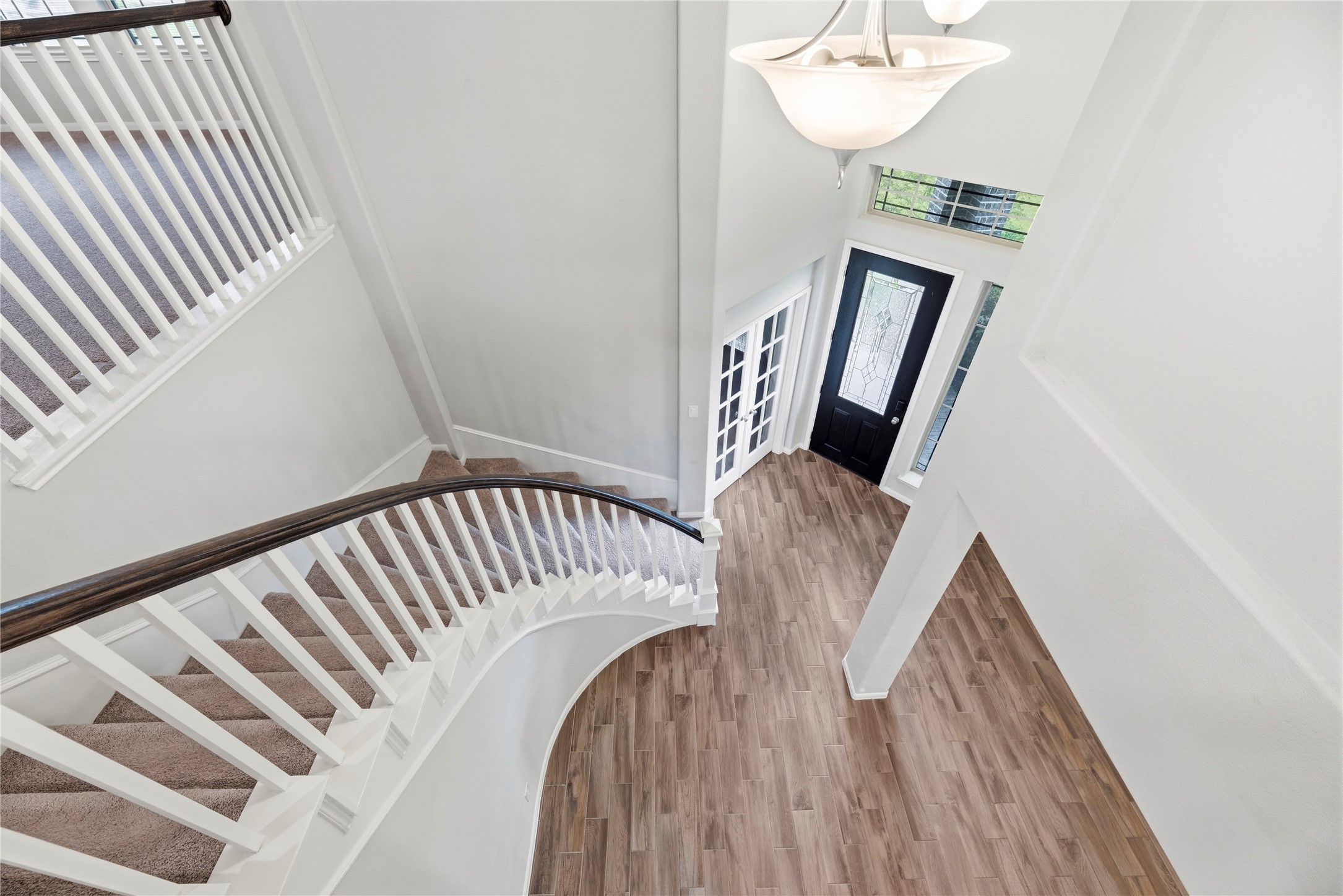 14906 Pinehurst Avenue Property Photo 35