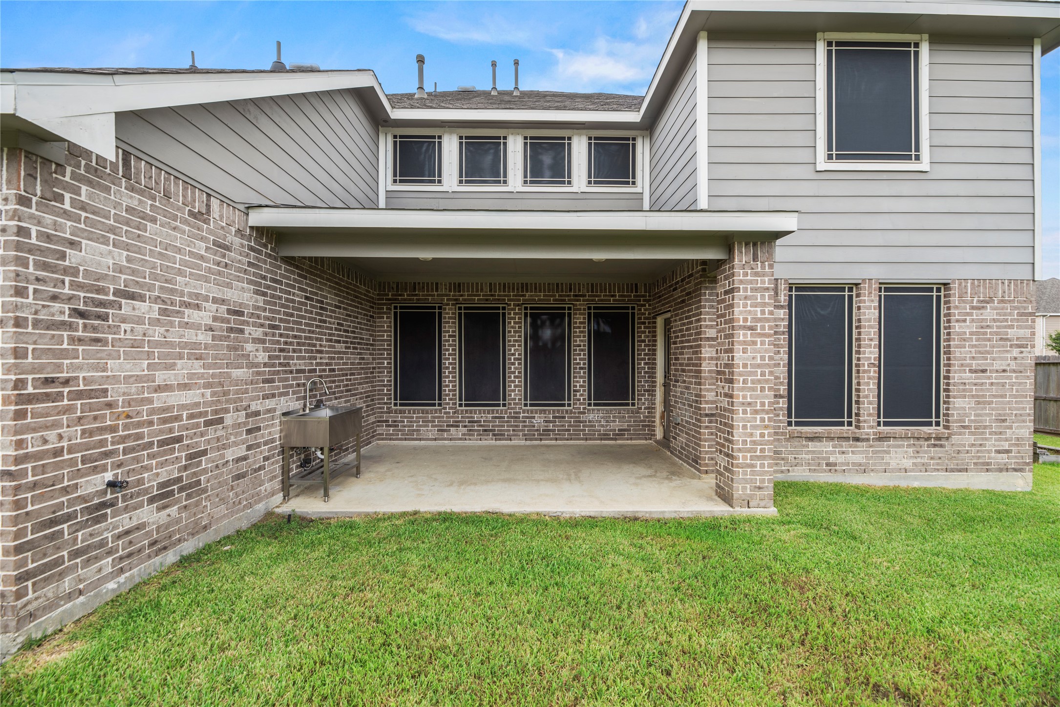14906 Pinehurst Avenue Property Photo 38