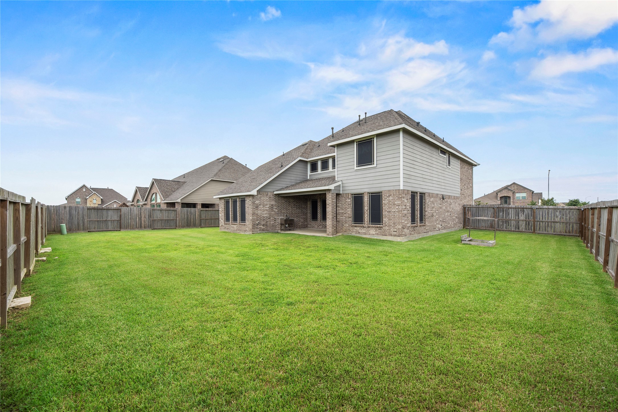 14906 Pinehurst Avenue Property Photo 39