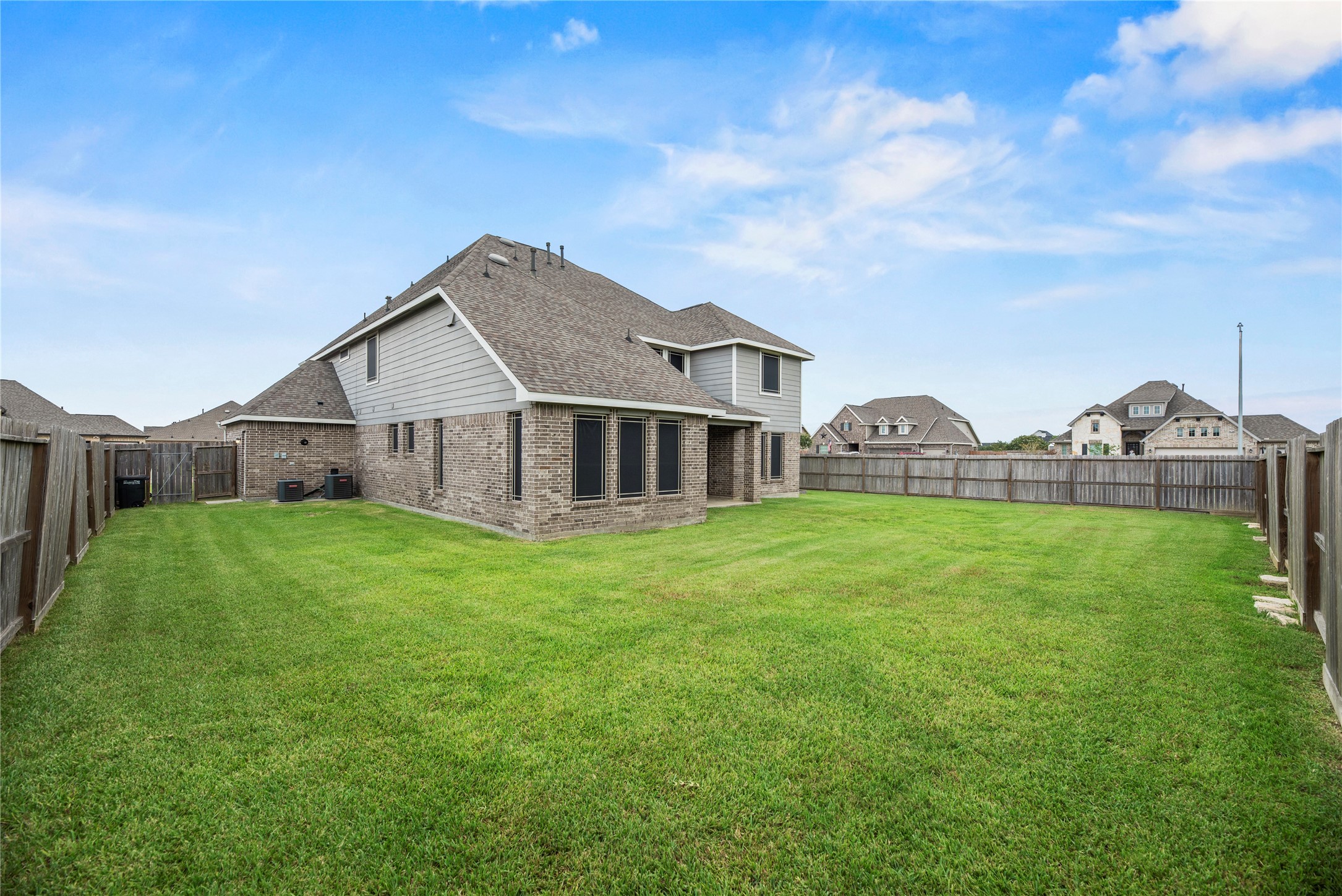 14906 Pinehurst Avenue Property Photo 40