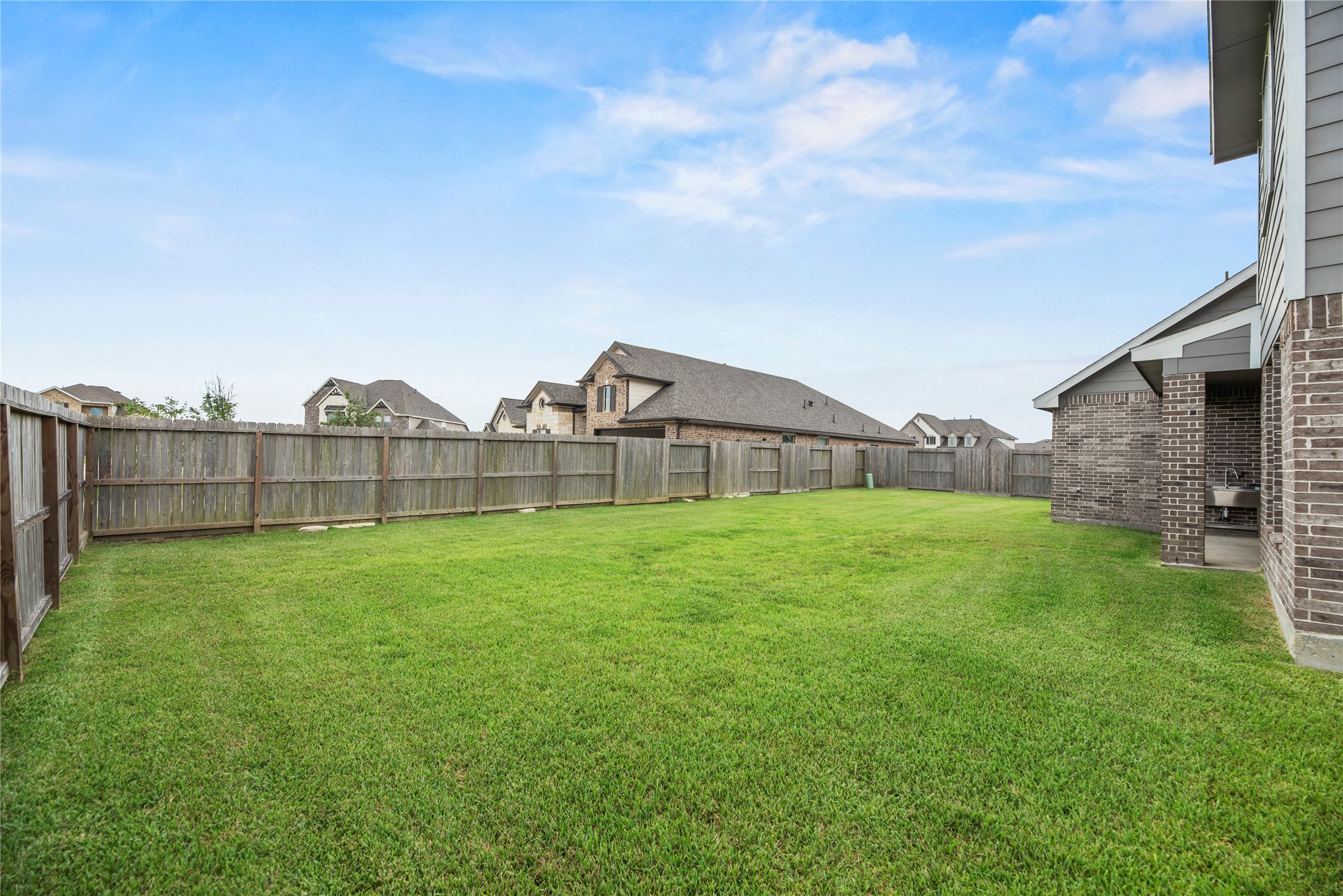 14906 Pinehurst Avenue Property Photo 41