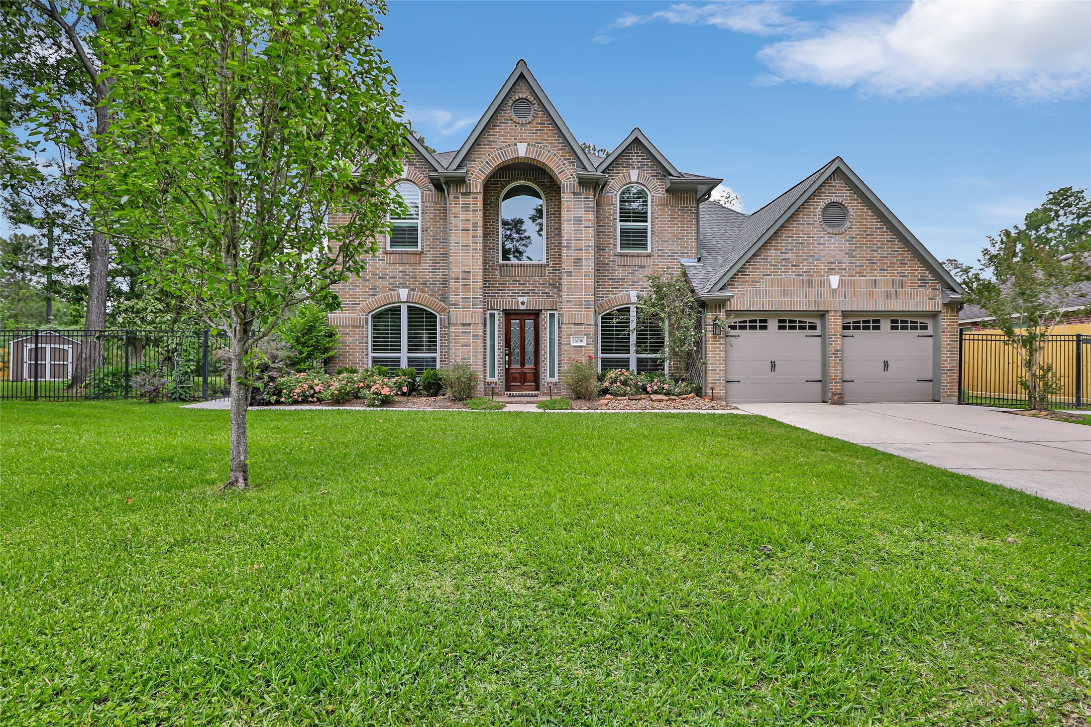 16018 Broadwater Drive Property Photo