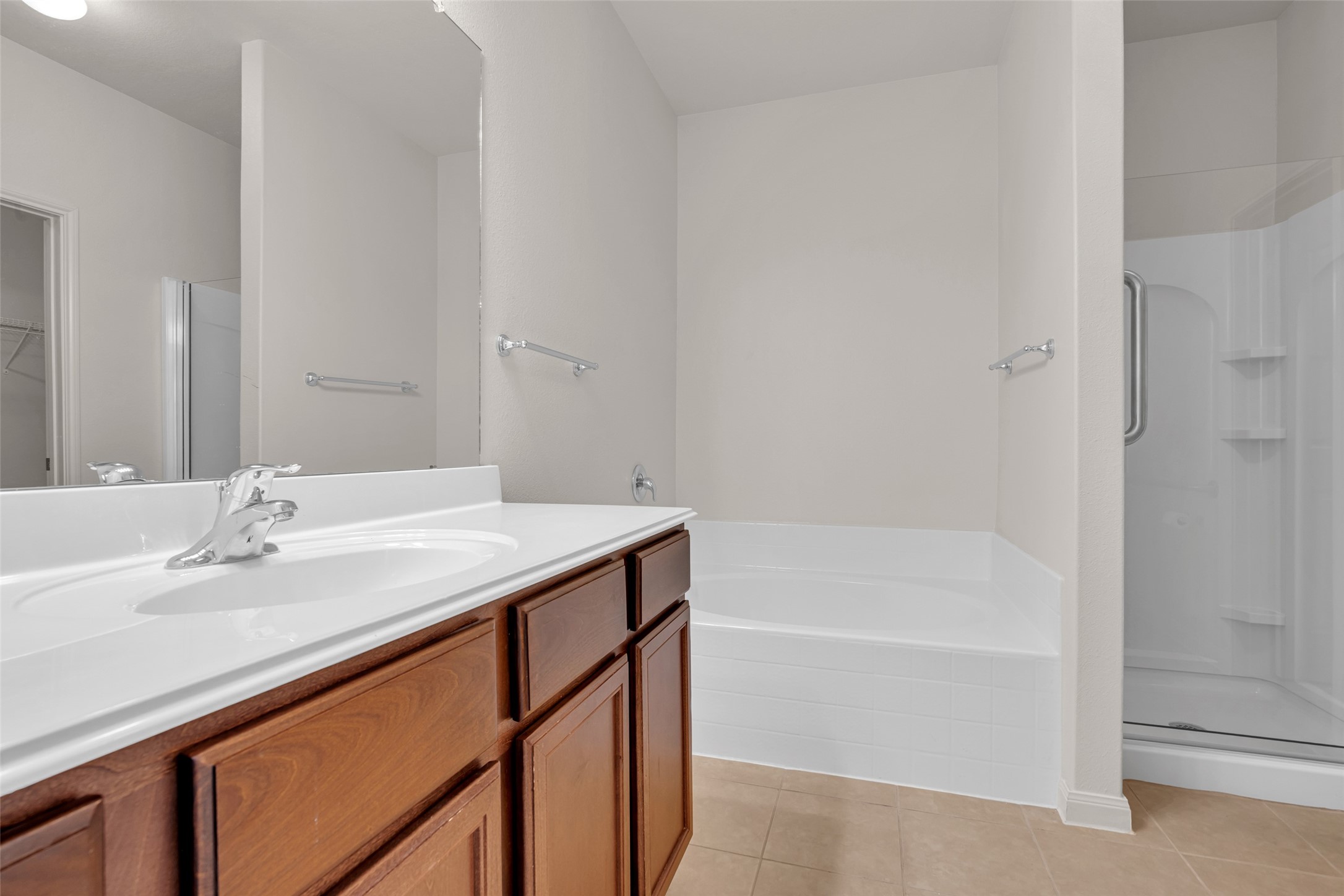22426 Base Light Drive Property Photo 9