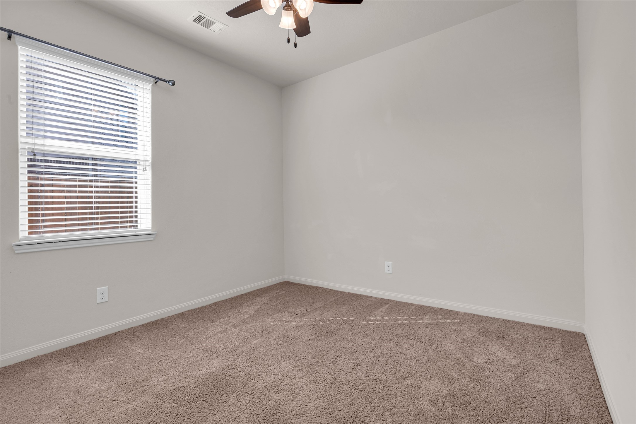 22426 Base Light Drive Property Photo 11