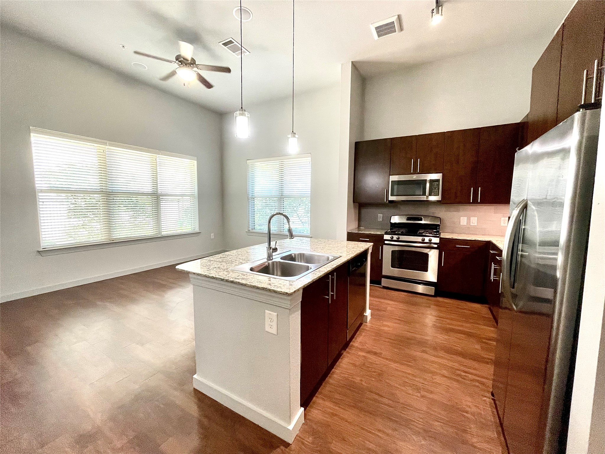 2525 Mccue St Road 317 Property Photo 1