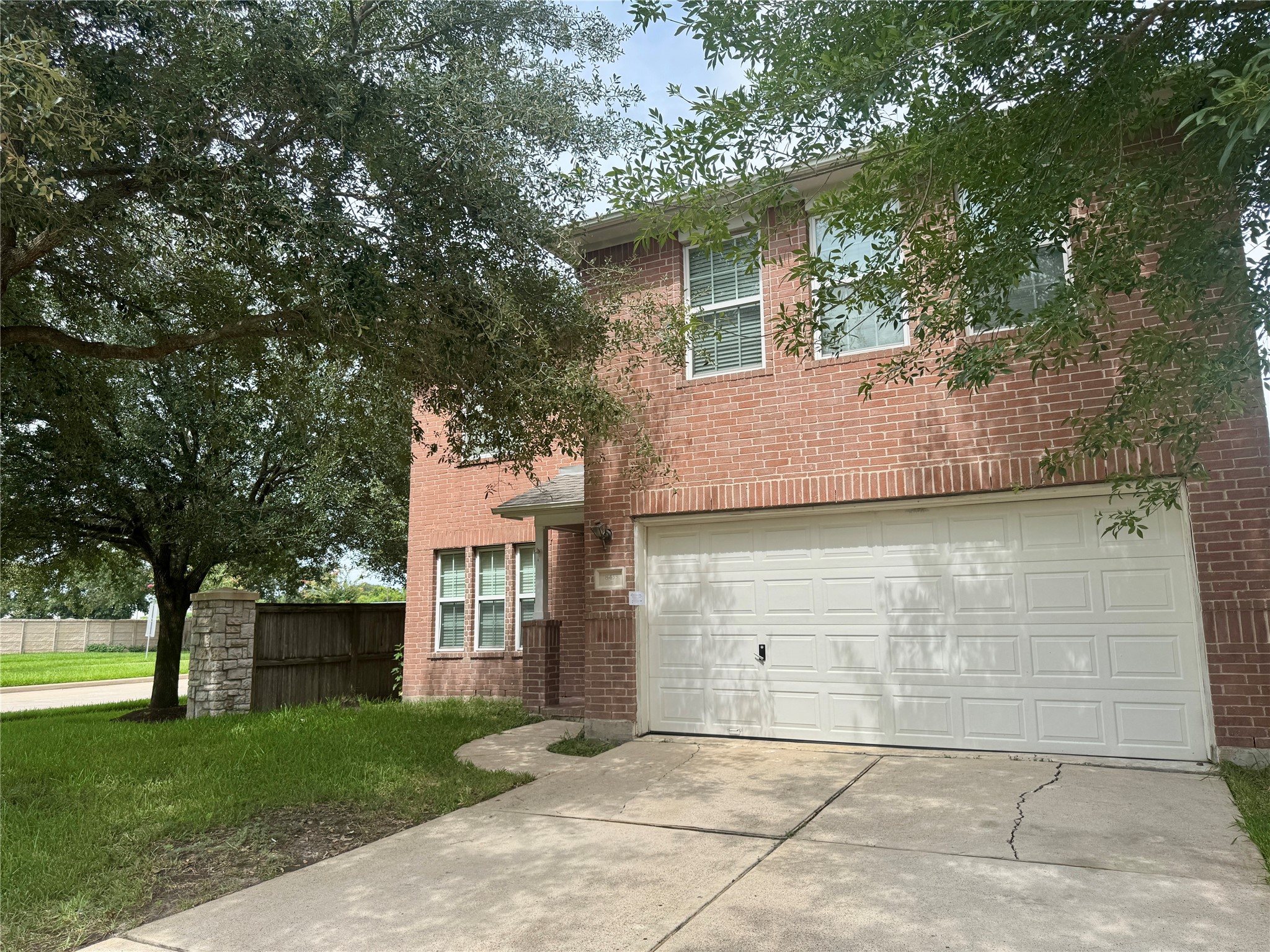 8435 Resada Park Lane Property Photo 3