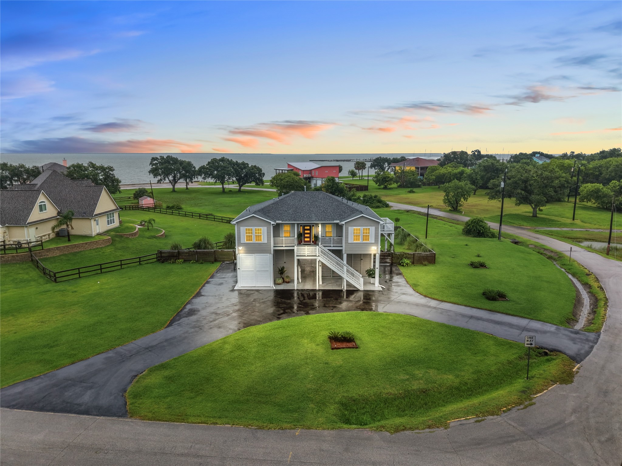 4 Shore Acres Circle Property Photo