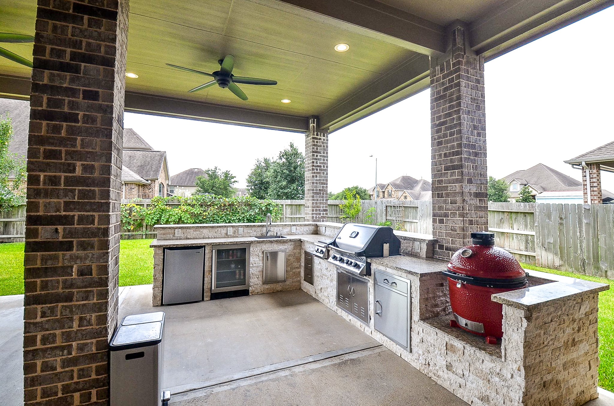 6615 Windy Hills Lane Property Photo 28