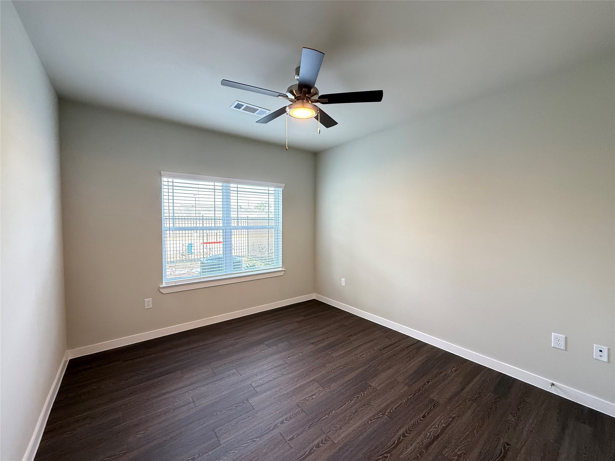 2102 Antoine Drive B1 Property Photo 7