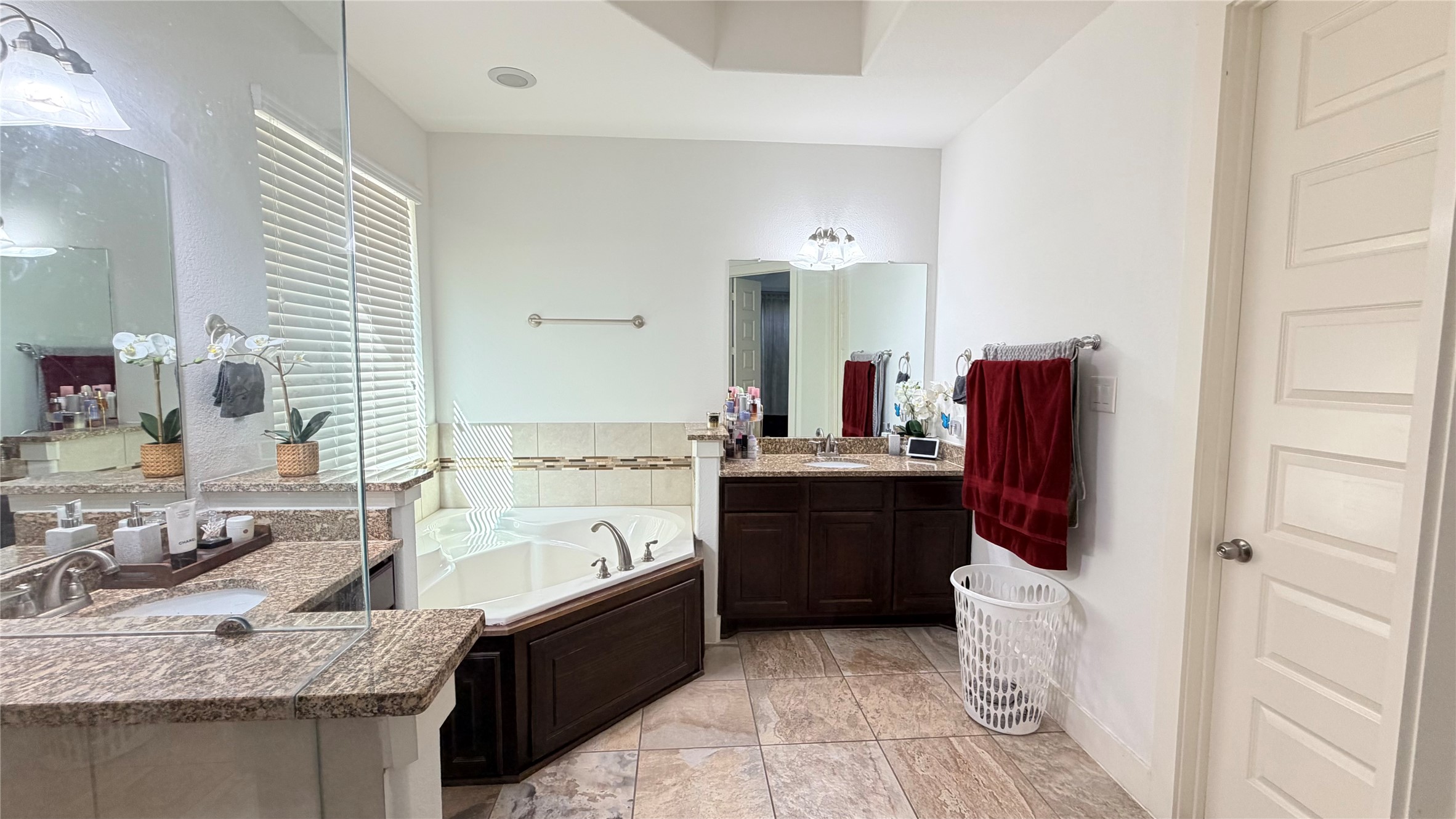 29522 Usonia Drive Property Photo 12
