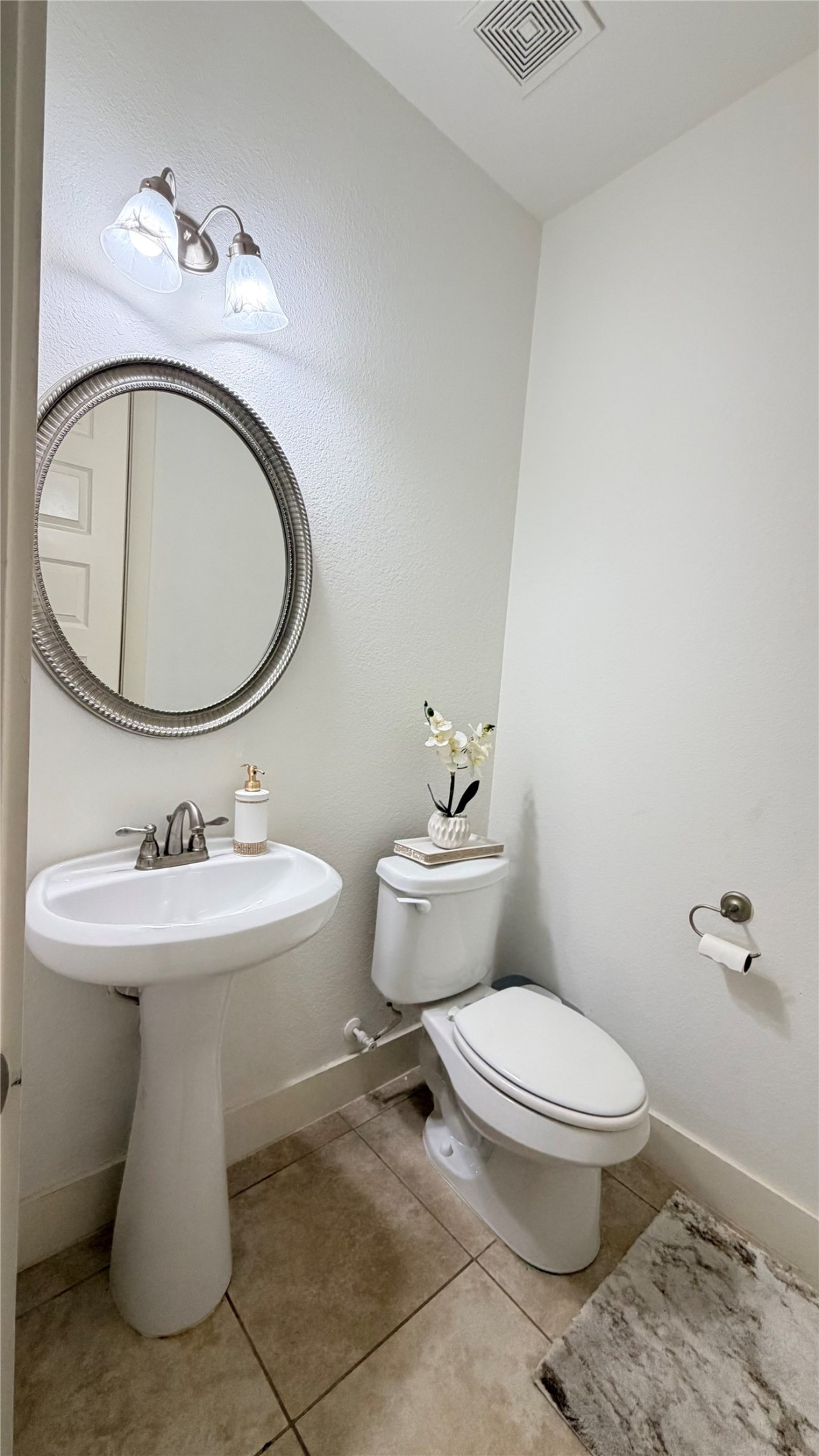 29522 Usonia Drive Property Photo 19