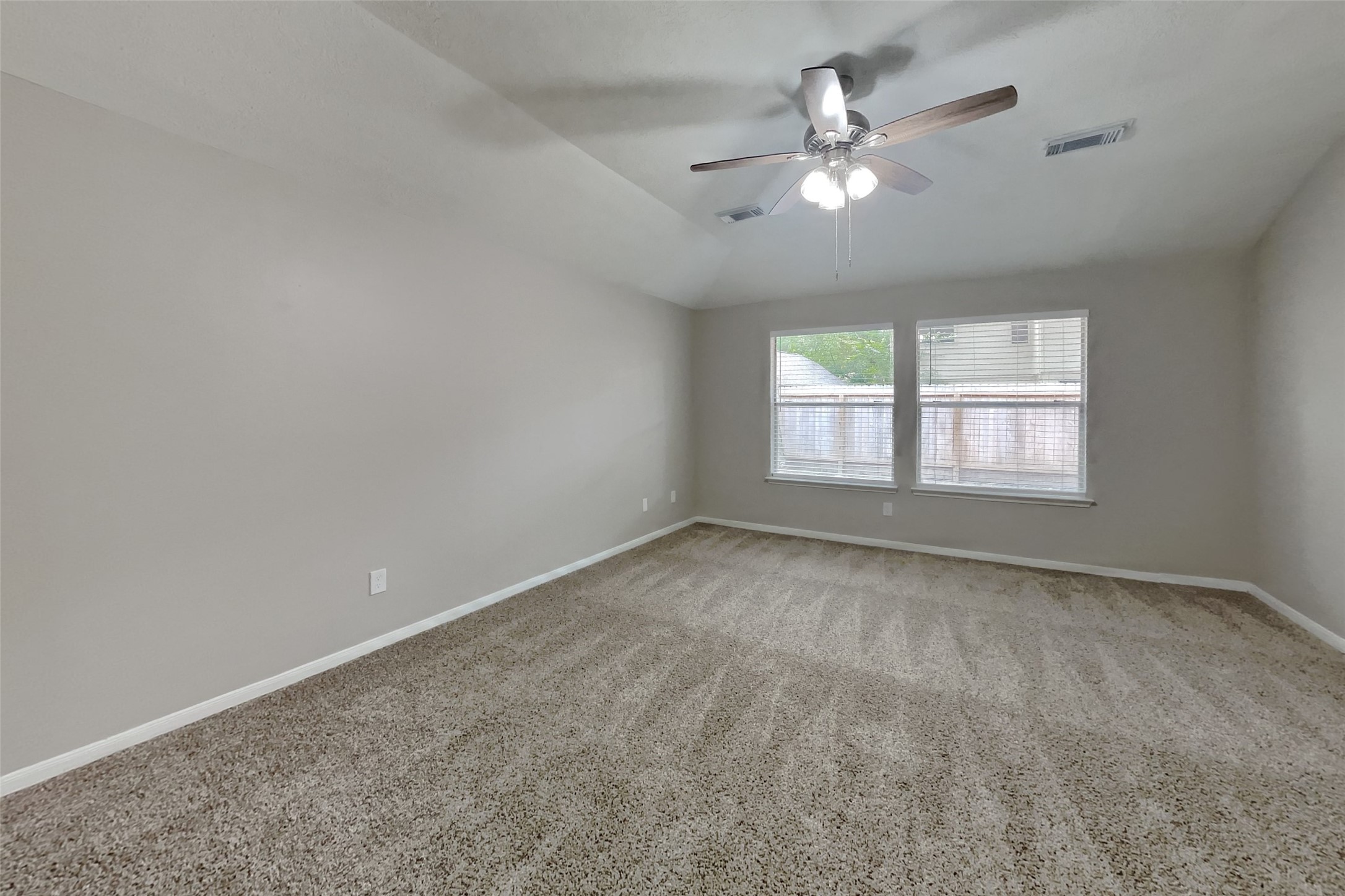 14515 Enola Drive Property Photo 7