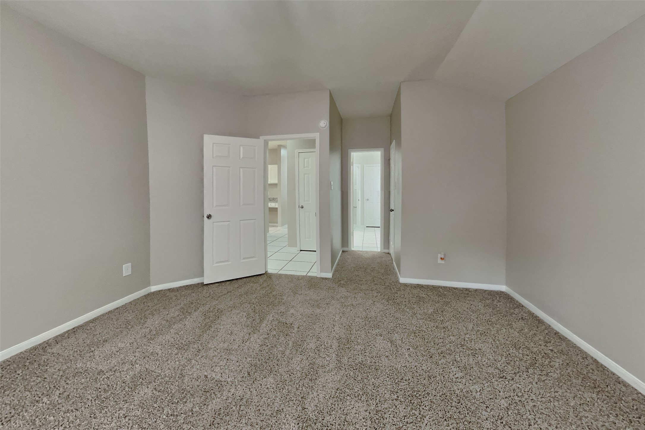 14515 Enola Drive Property Photo 8