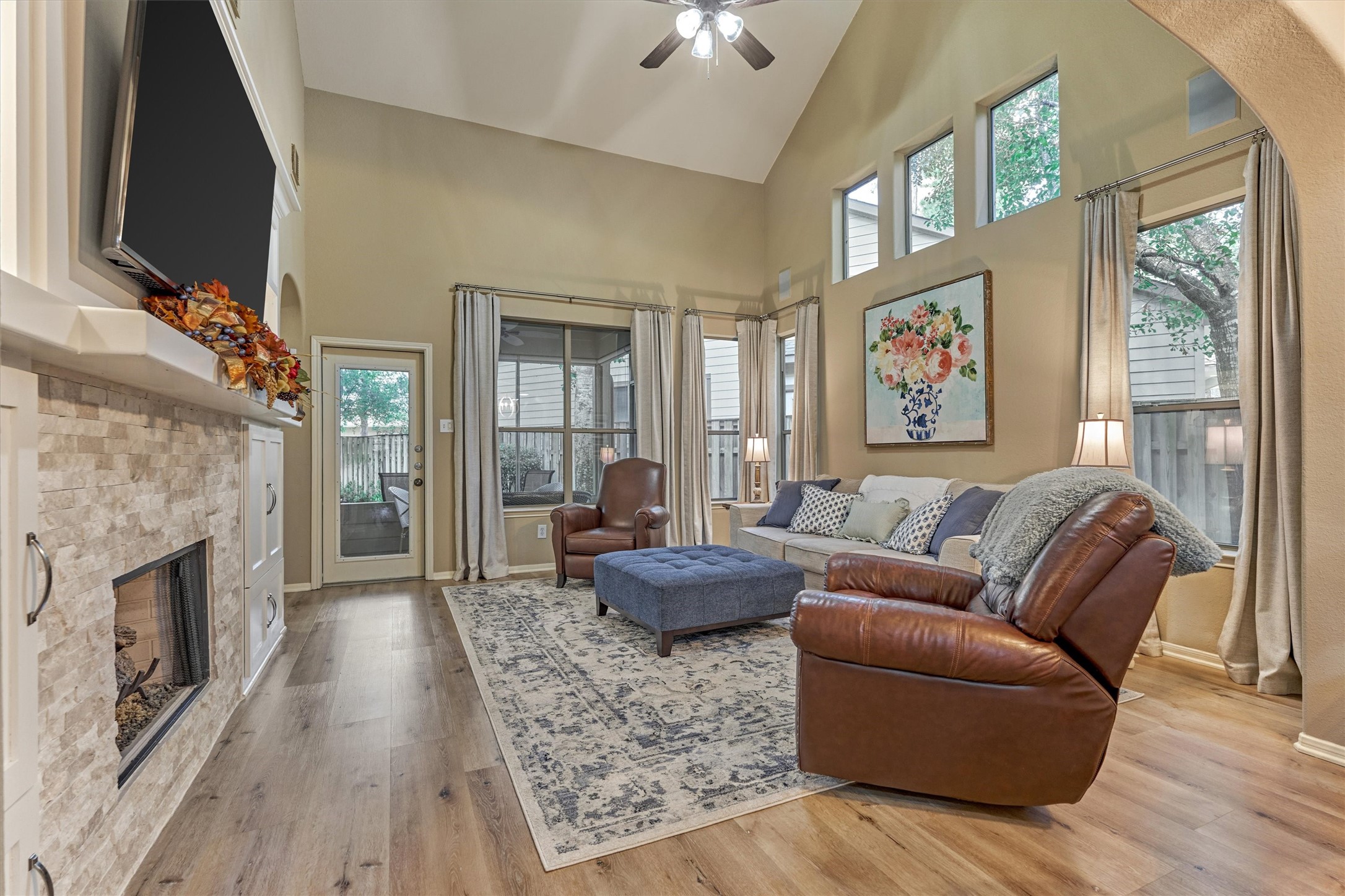 23 Douvaine Court Property Photo 17