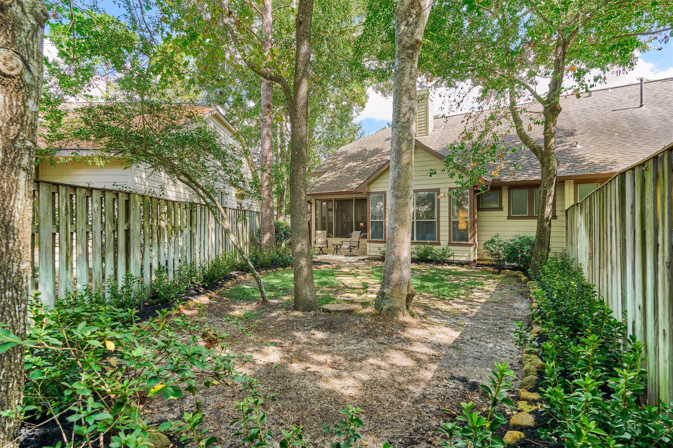 23 Douvaine Court Property Photo 43