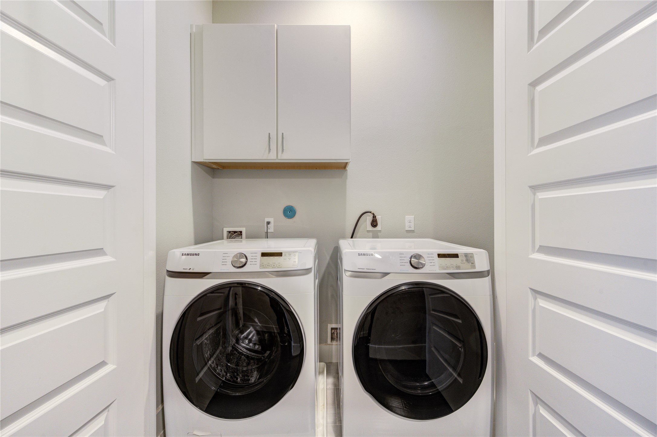 2107 Engelmohr Street B Property Photo 8