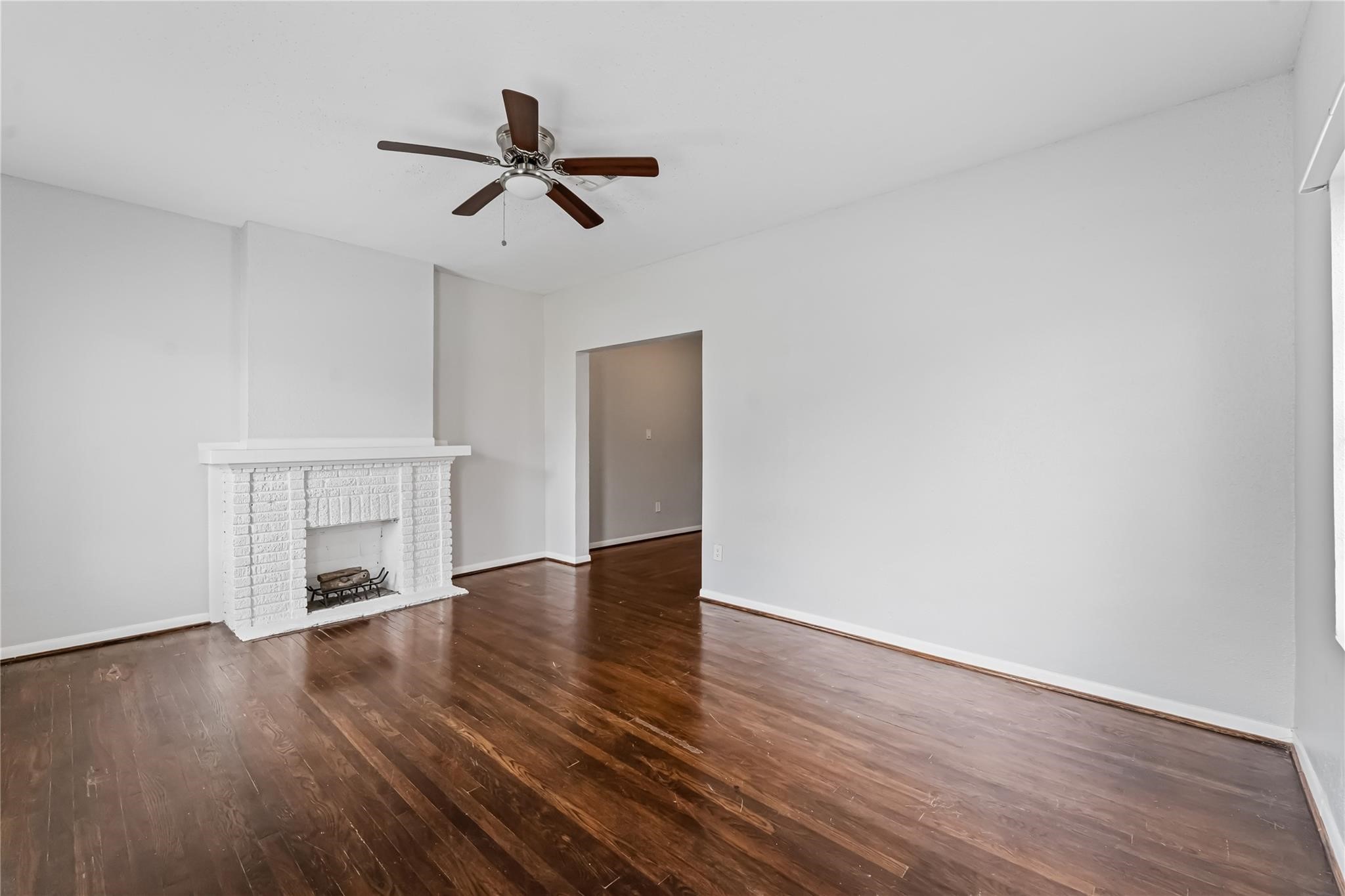 2414 Isabella Street Property Photo 5